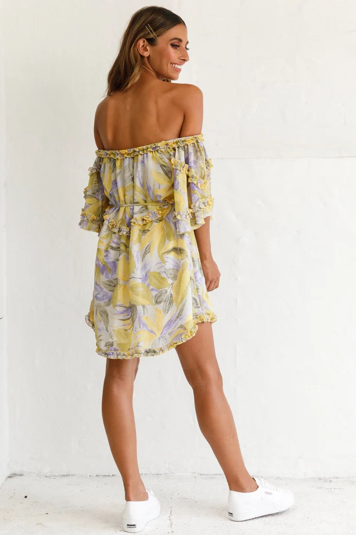 Adriel Off-Shoulder Frill Detail Dress Leaf Print White/Yellow - Image 3