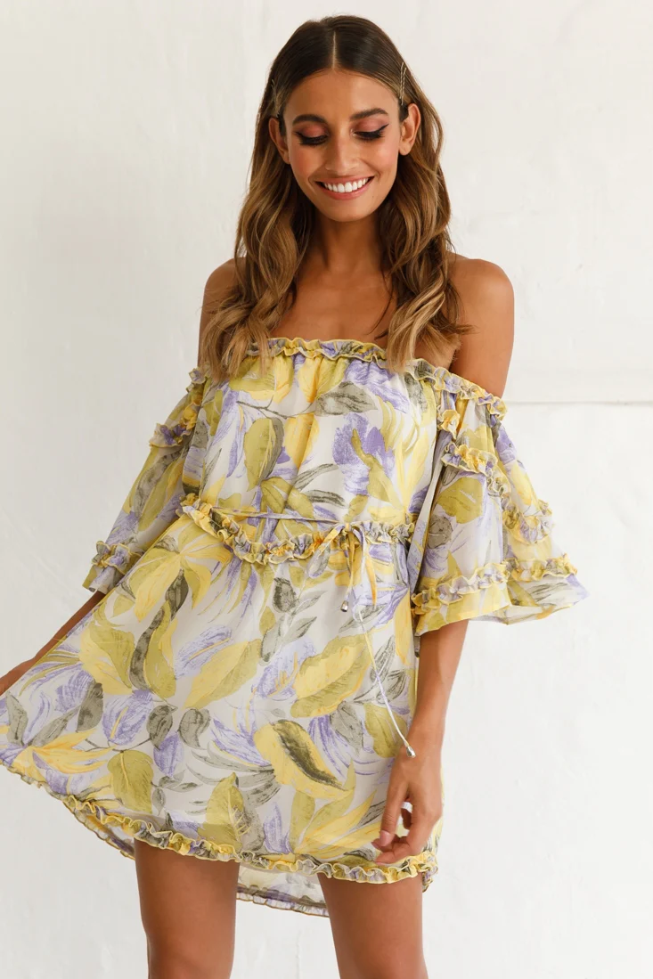 Adriel Off-Shoulder Frill Detail Dress Leaf Print White/Yellow - Image 5