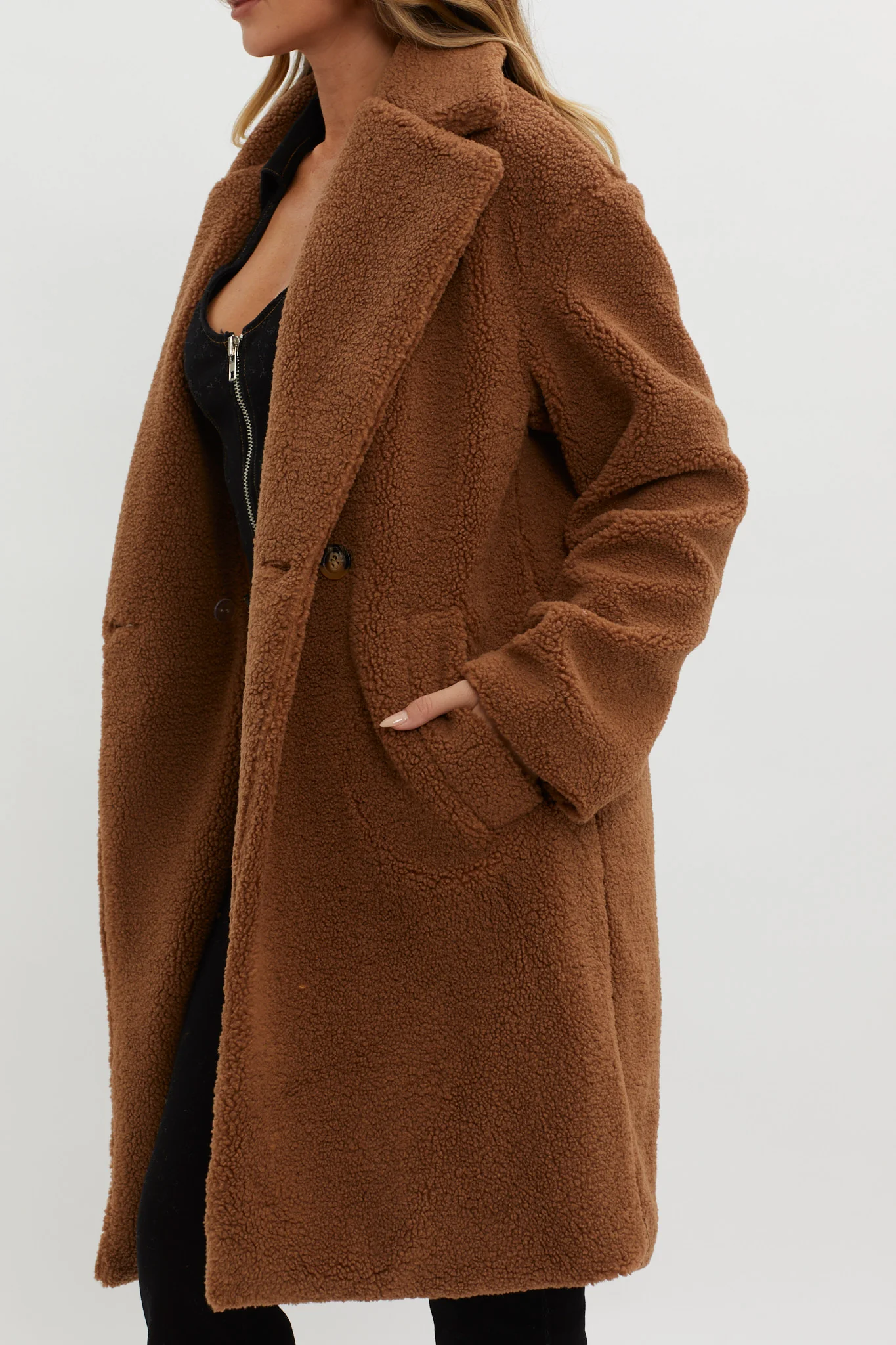 Alaska Long Side Pocket Coat Mocha - Image 3