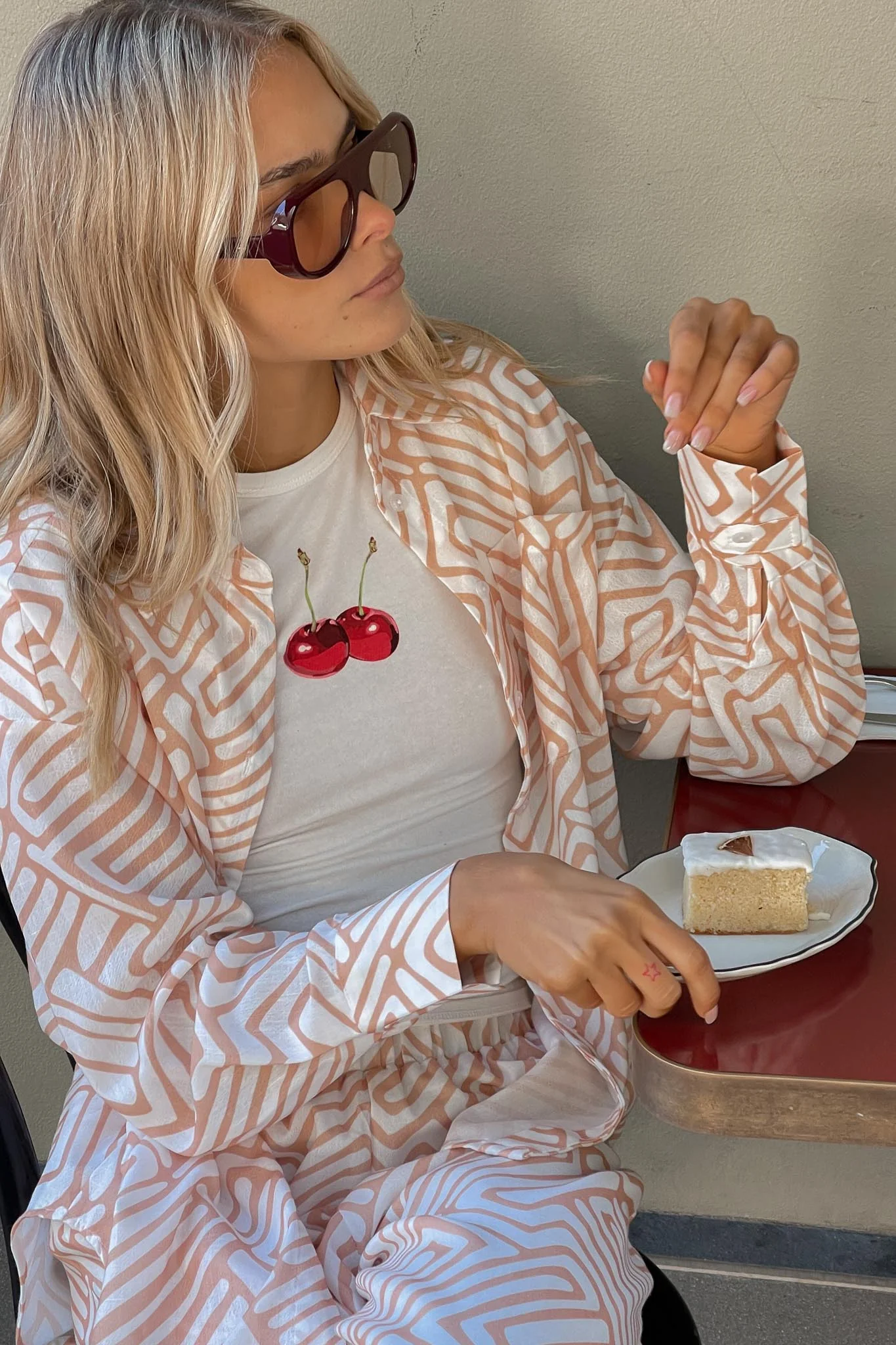 Alex Long Sleeve Shirt Print Peach - Image 2