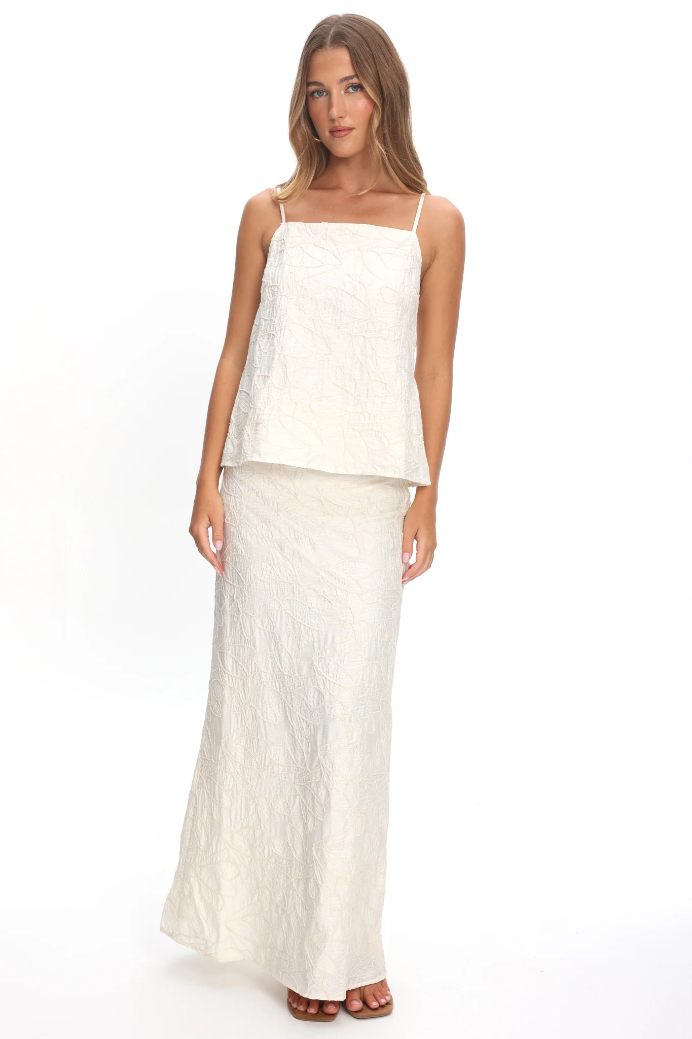 Alondra Textured Maxi Skirt Oatmeal - Image 2