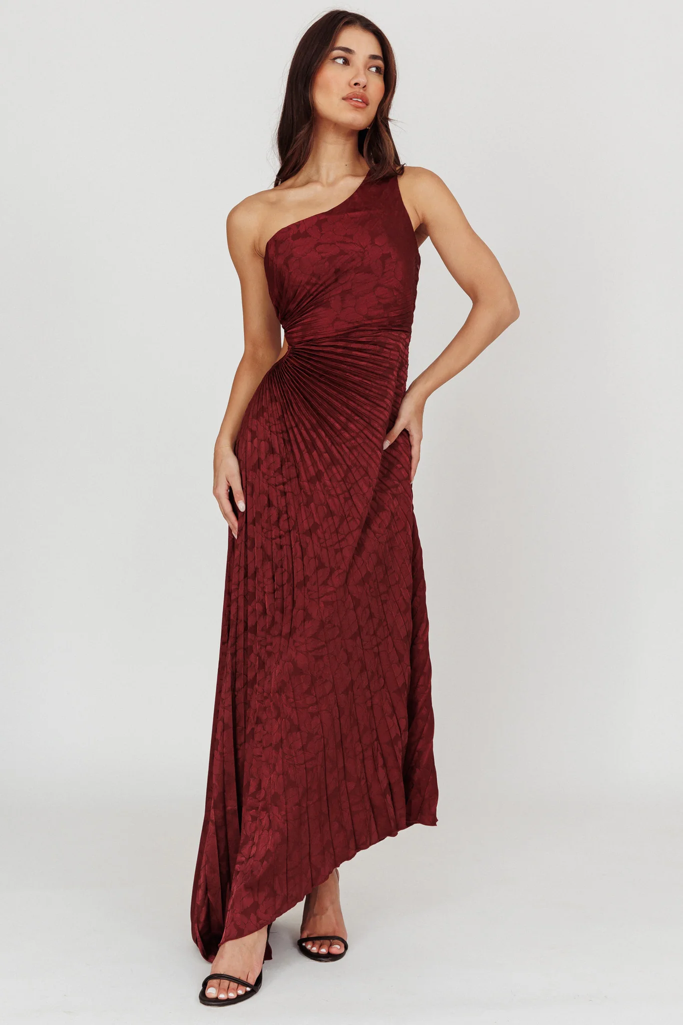 Amelie One-Shoulder Accordion Pleat Maxi Dress Merlot - Image 5