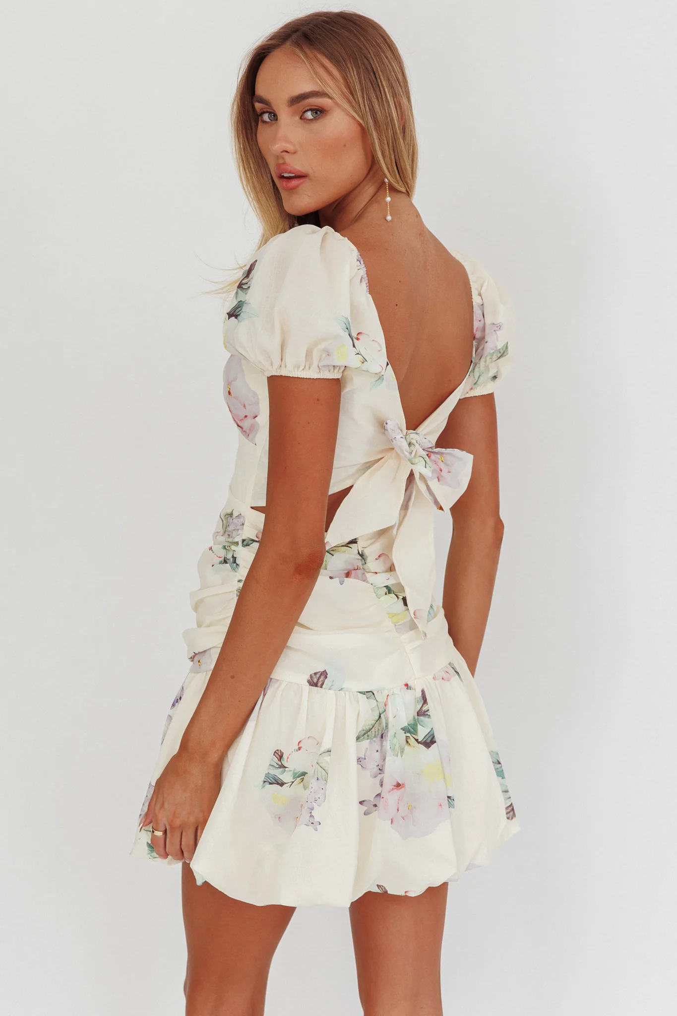 Annabella Puff Sleeve Tied Back Mini Dress Floral Butter - Image 2