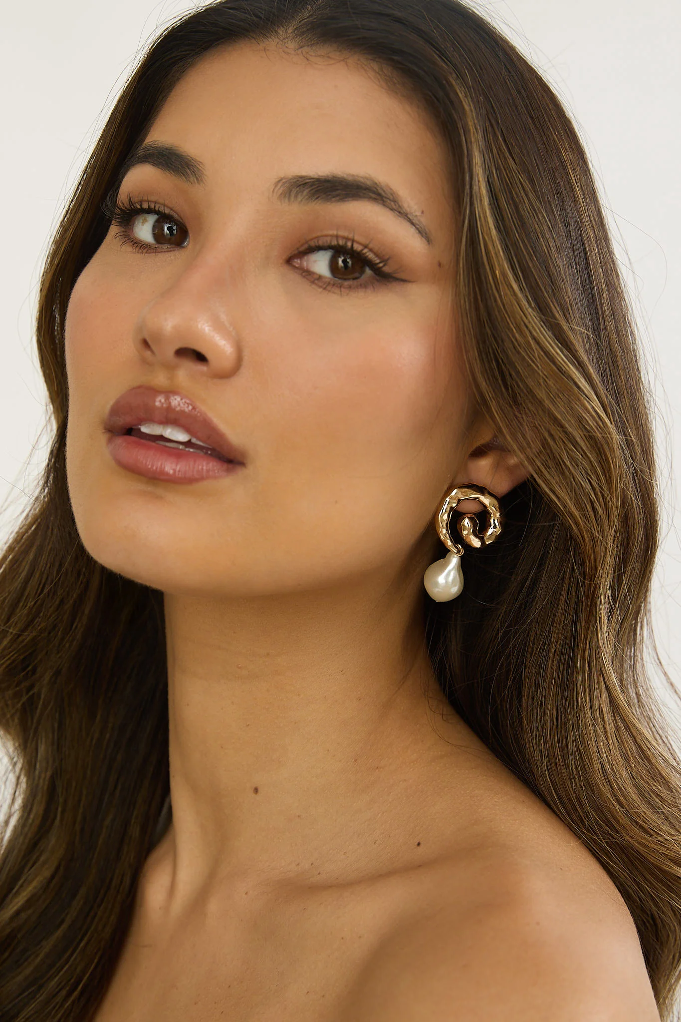 Annetta Spiral Drop Earrings Gold/Pearl - Image 2