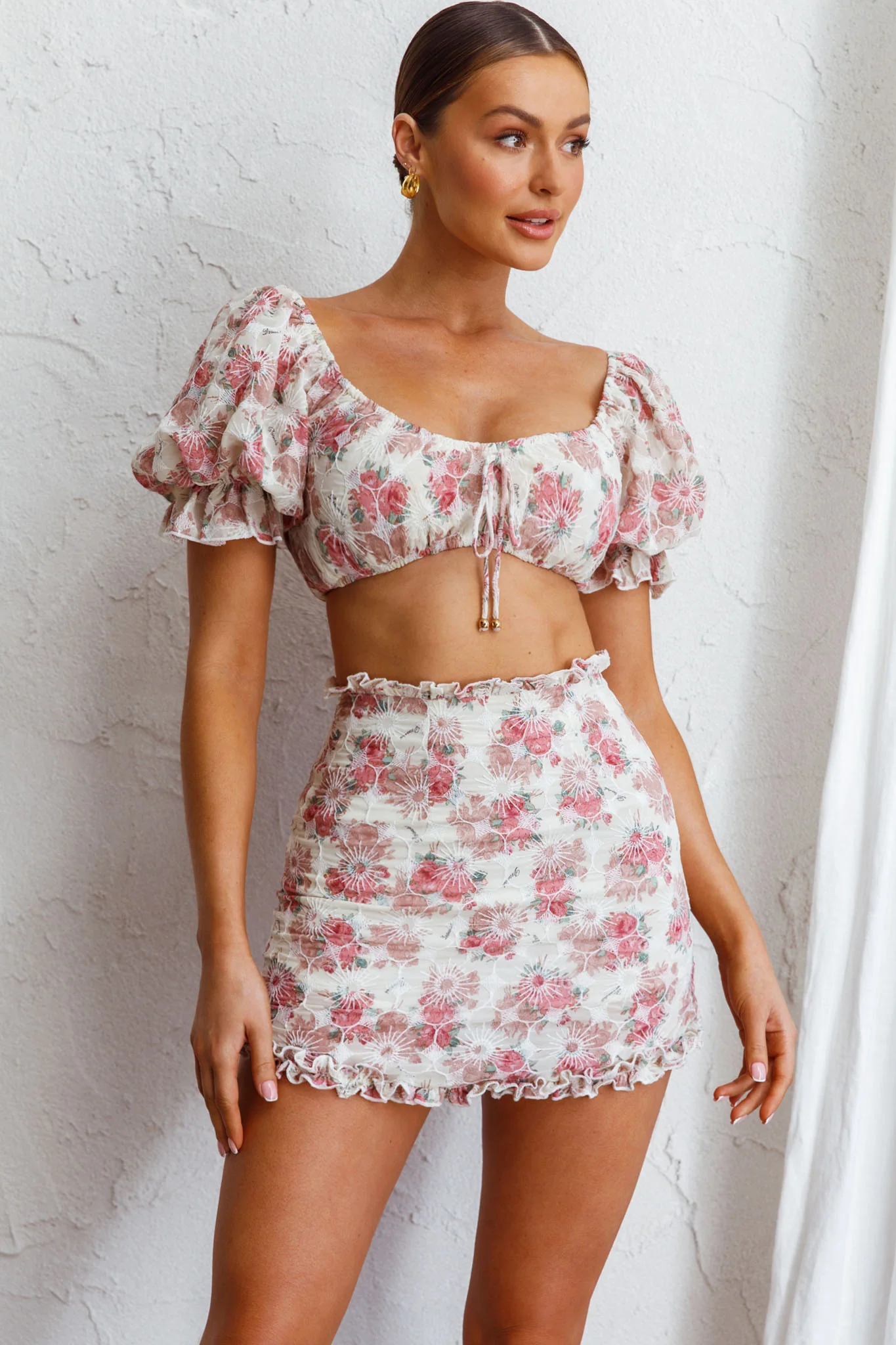 April Flowers Puff Sleeve Top Floral Red - Image 4