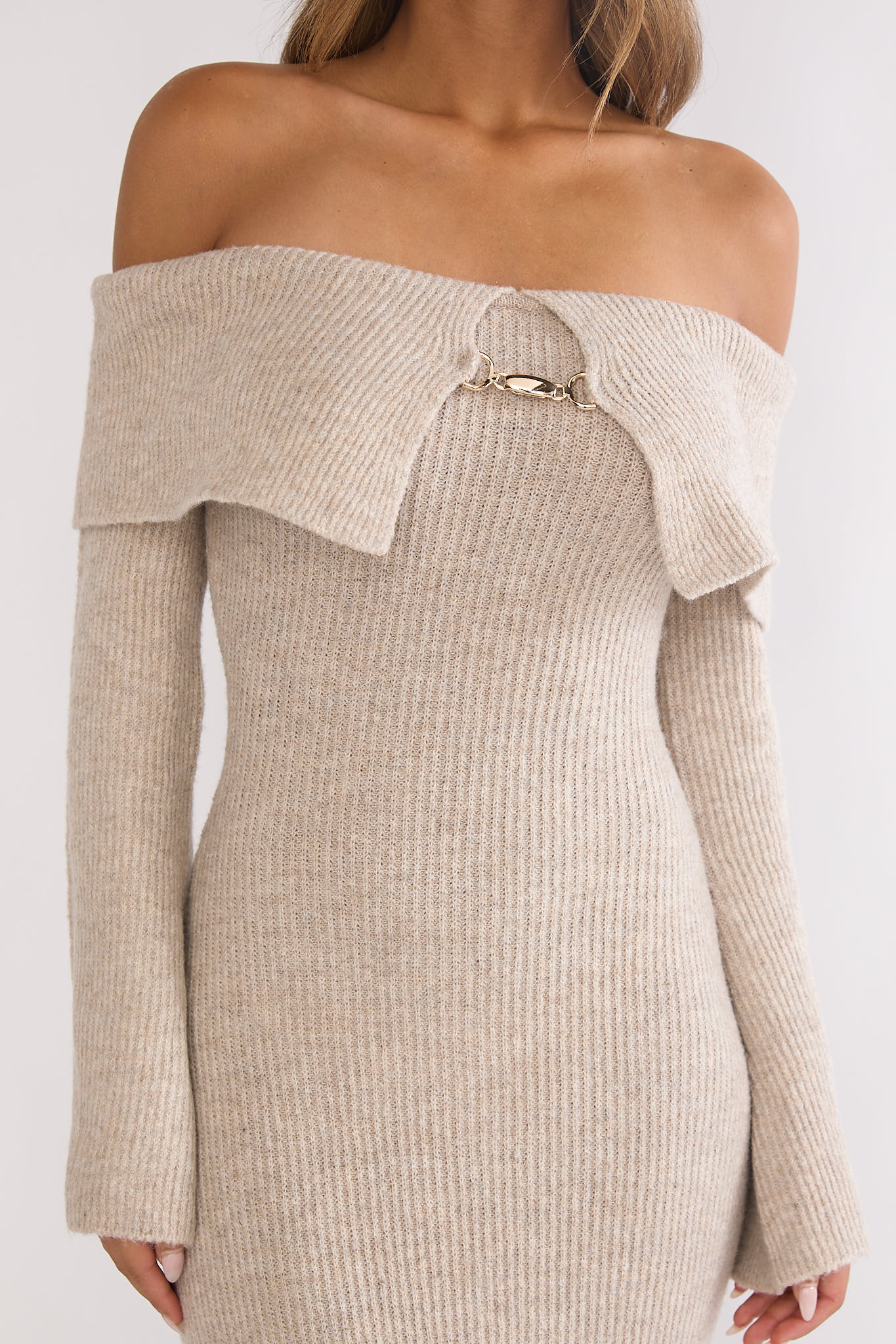 Arwyn Foldover Off-Shoulder Knit Maxi Dress Quinoa - Image 3