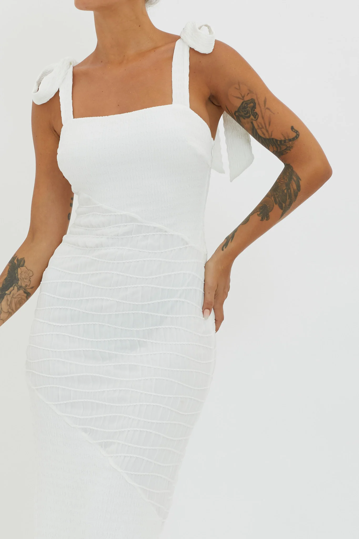 Bindi Puckered Tied Strap Dress White - Image 4