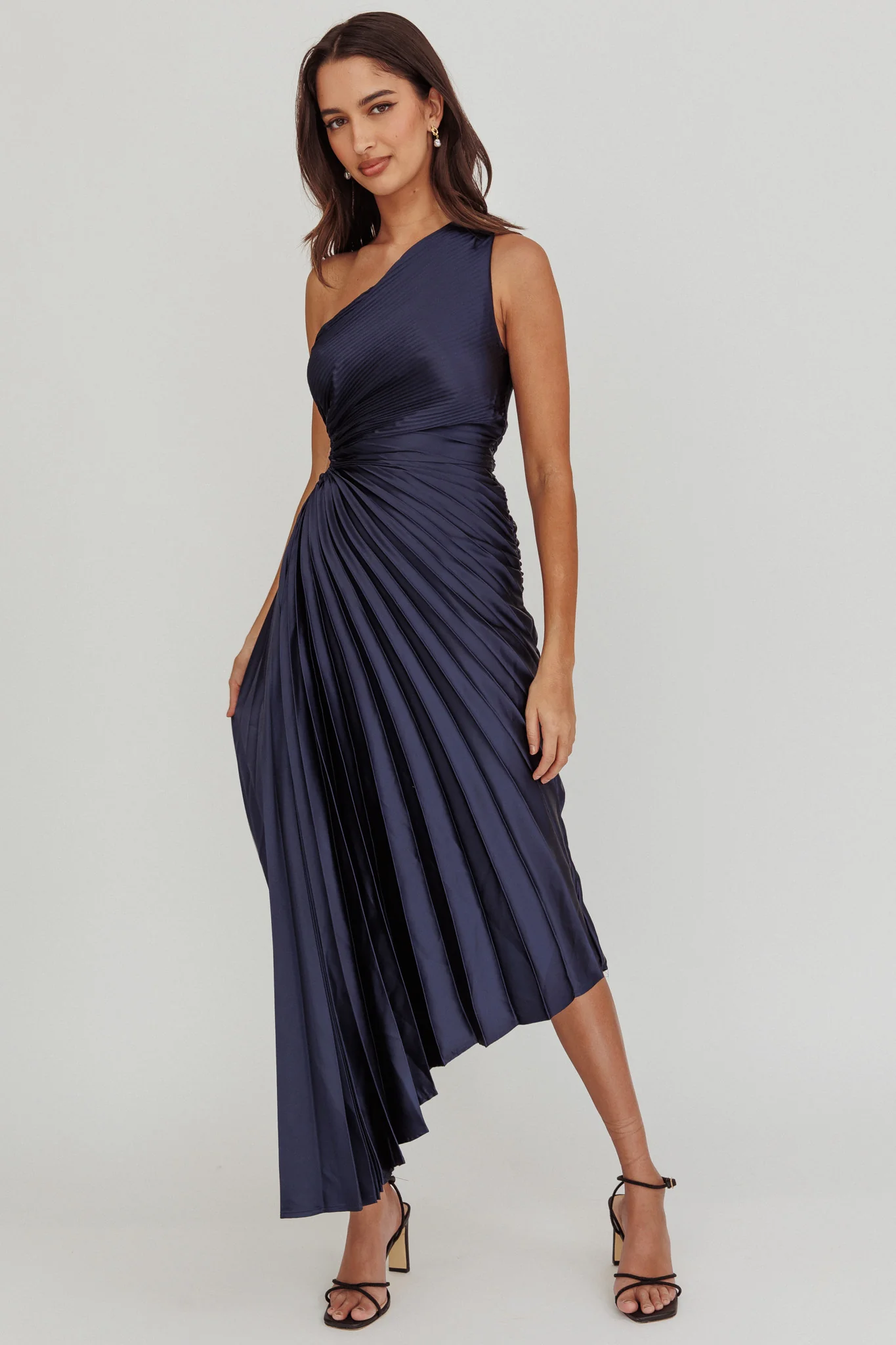 Brooklynn One-Shoulder Accordion Pleat Midi Dress Navy - Image 5
