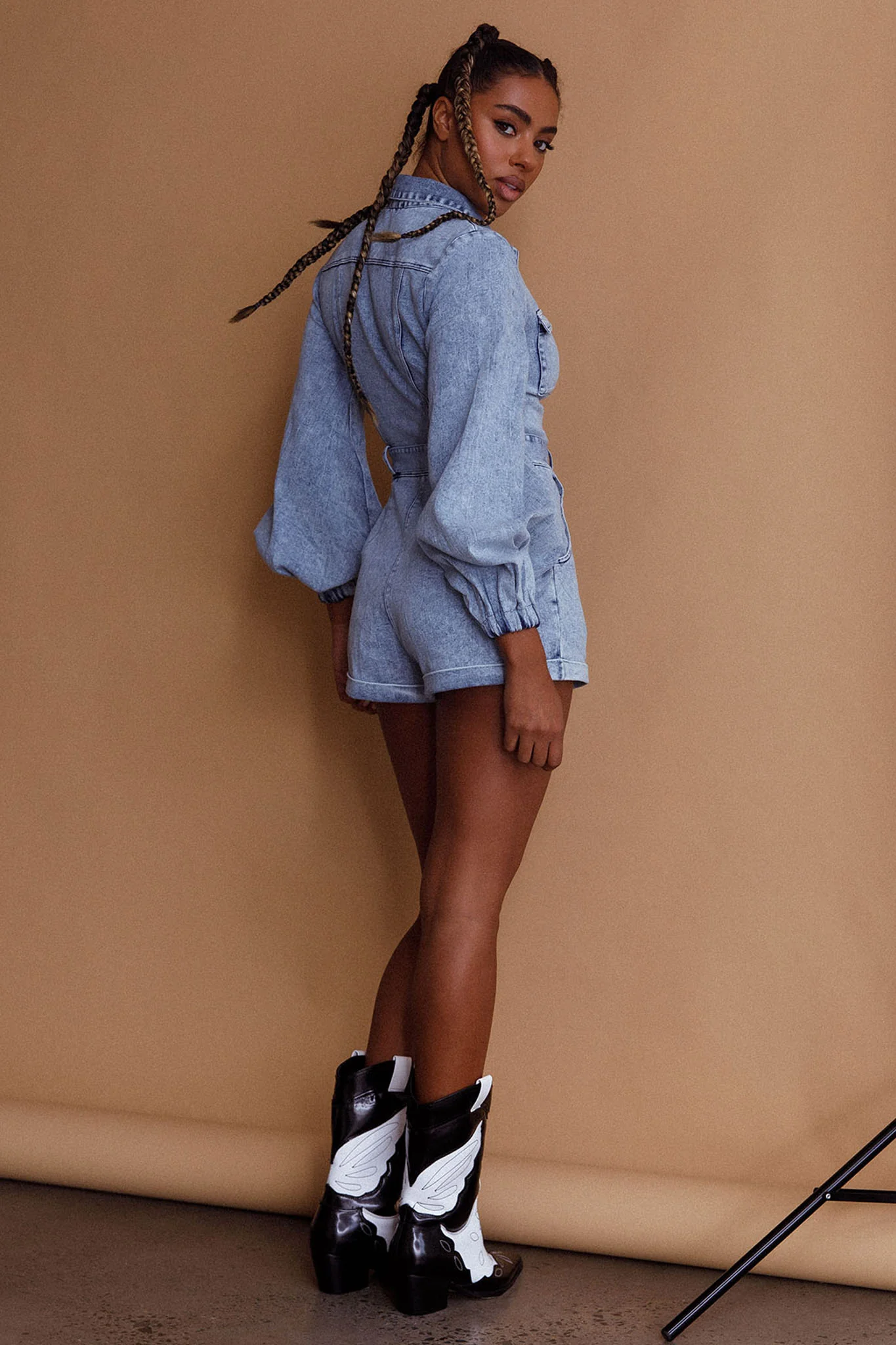 California Girl Lantern Sleeve Waist Tie Romper Blue - Image 2