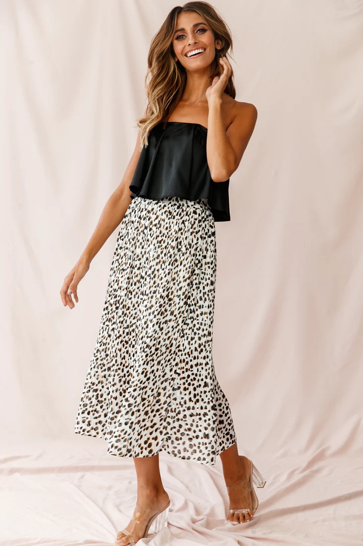 Caroline Accordion Pleat Midi Skirt Animal Print White - Image 2