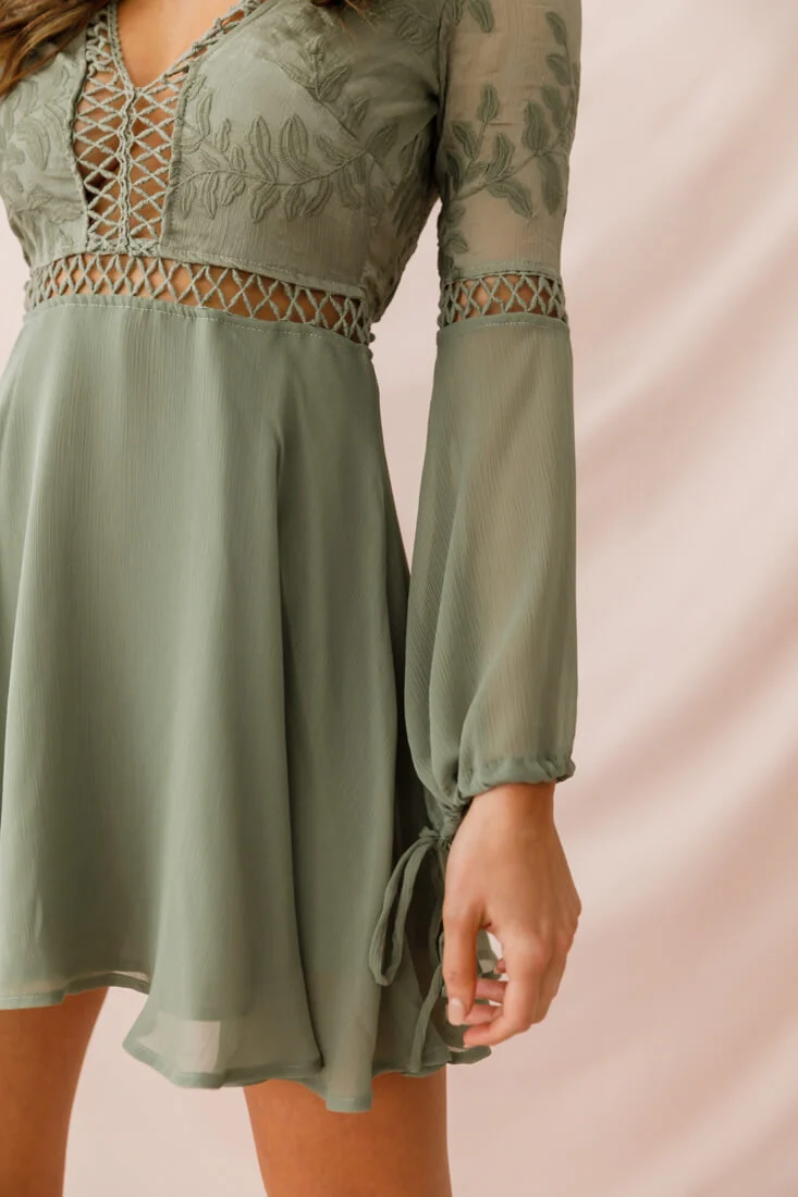 Carson Crochet Details Dress Olive - Image 12
