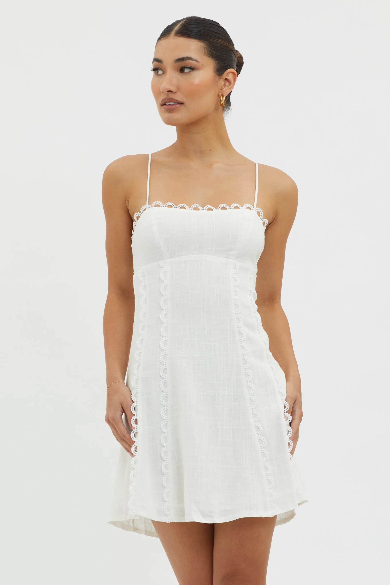 Chamberlain Scallop Trim Mini Dress White - Image 6