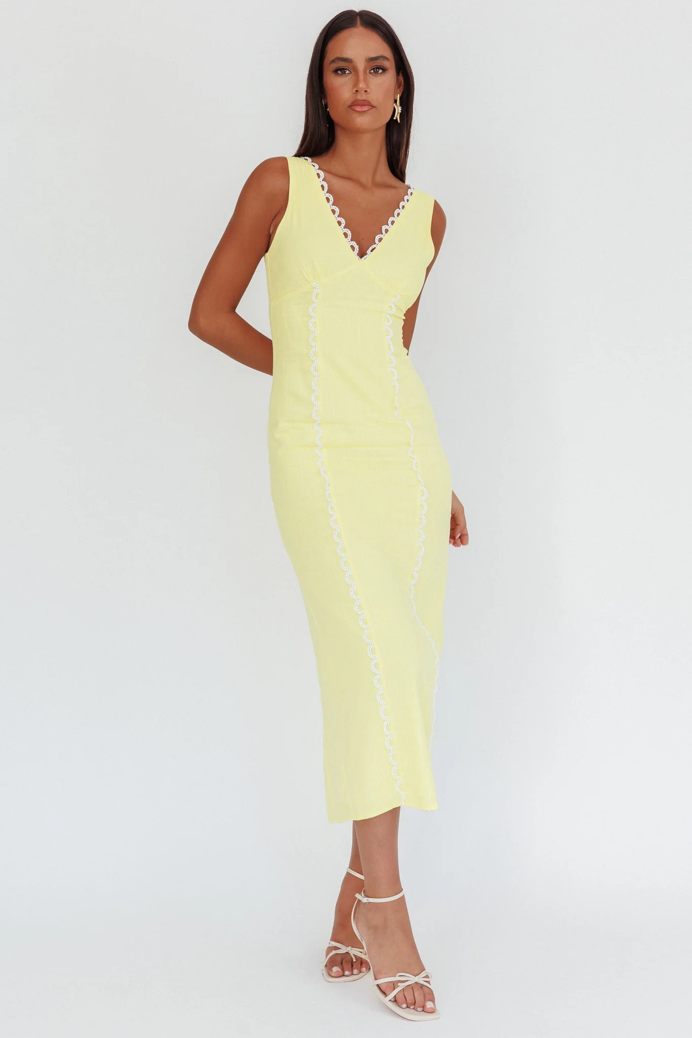 Chamberlain Scallop Trim V-Neck Maxi Dress Butter - Image 5