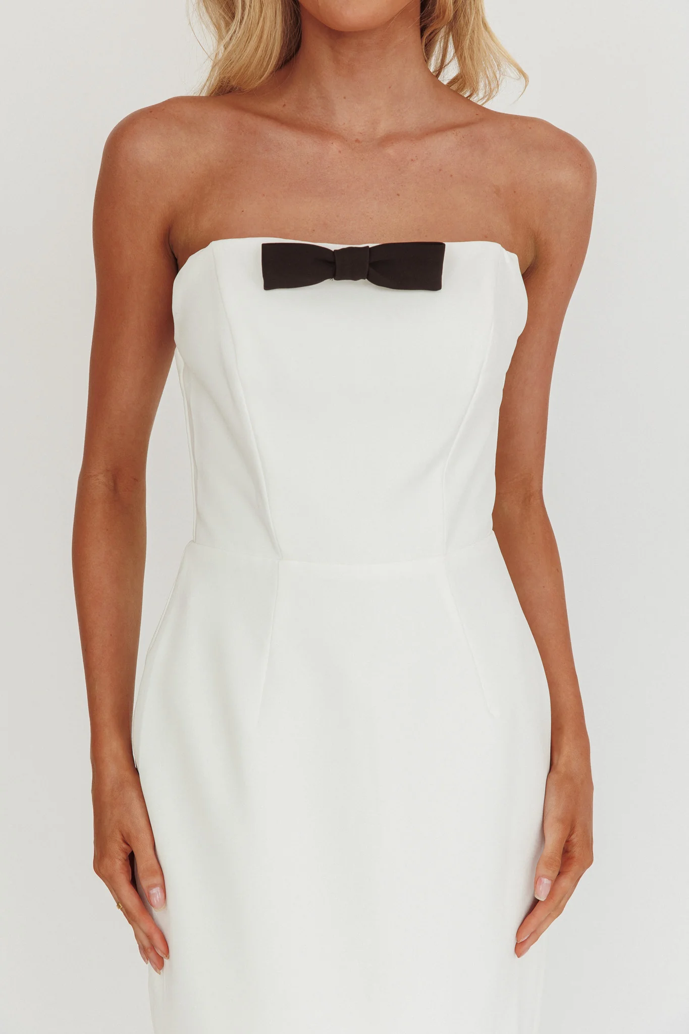 Cocktail Party Strapless Bow Bust Maxi Dress White - Image 4