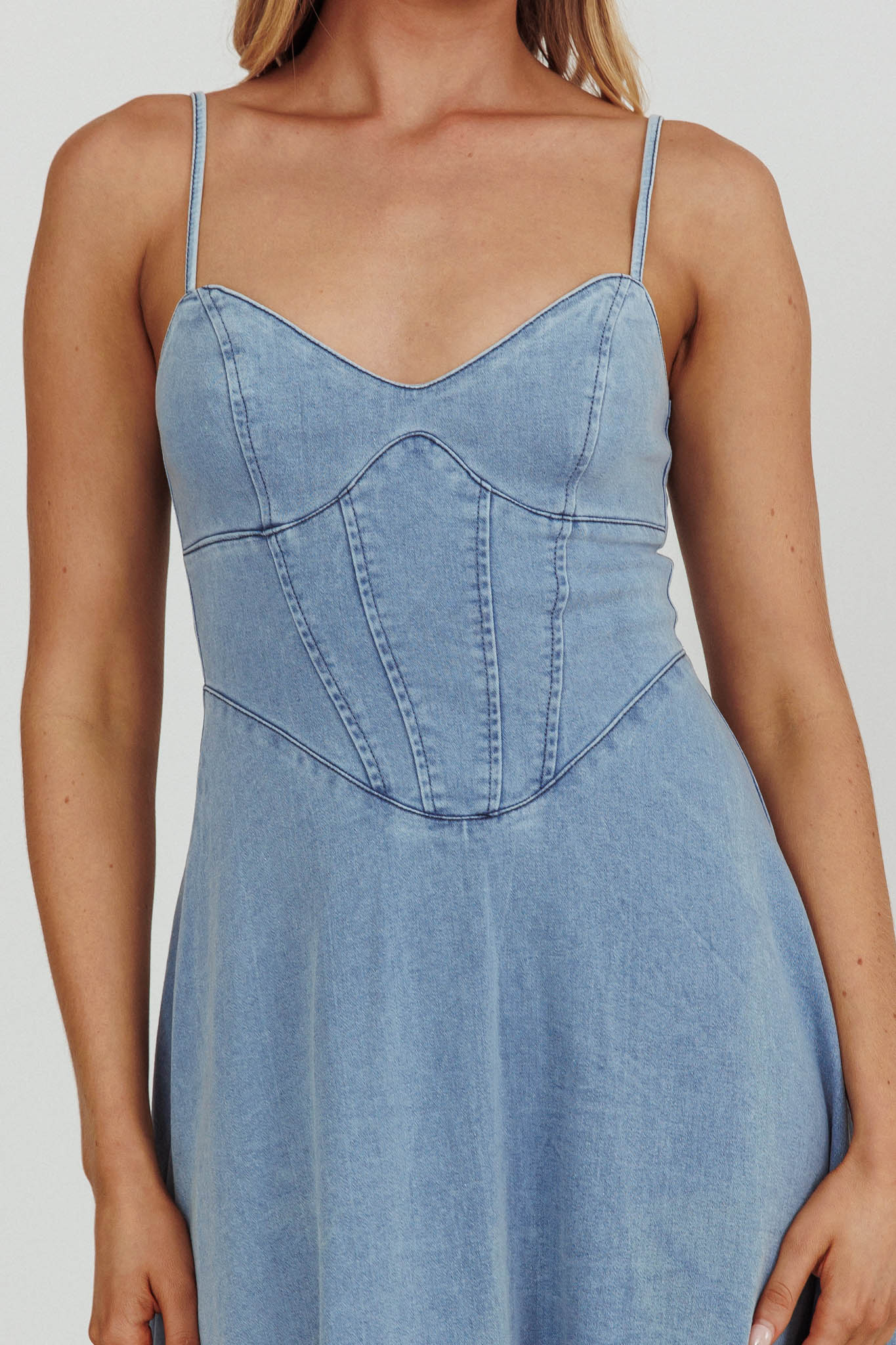 Comet A-Line Midi Dress Light Denim - Image 4