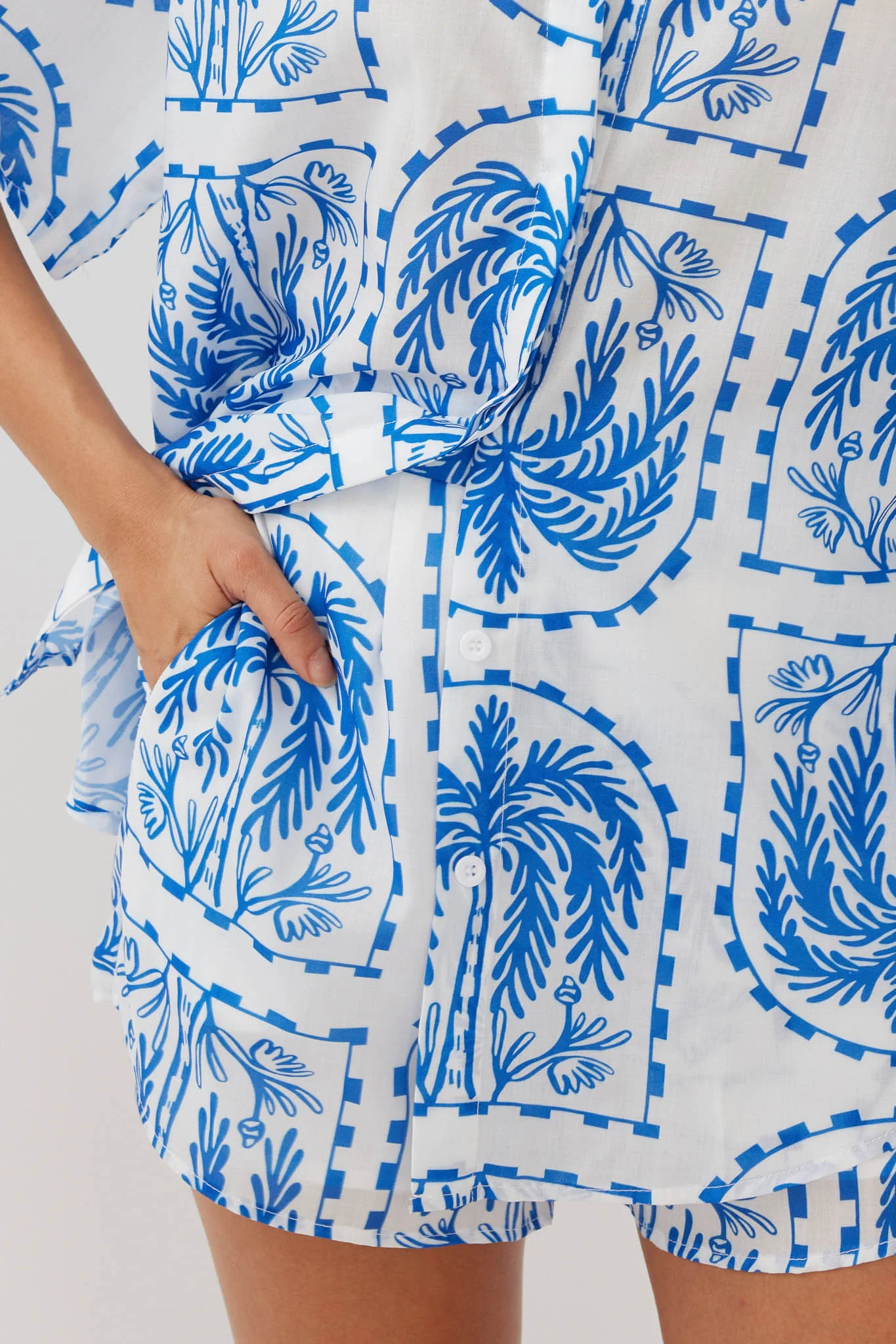 Cora Elastic Waist Shorts Print Blue White - Image 3