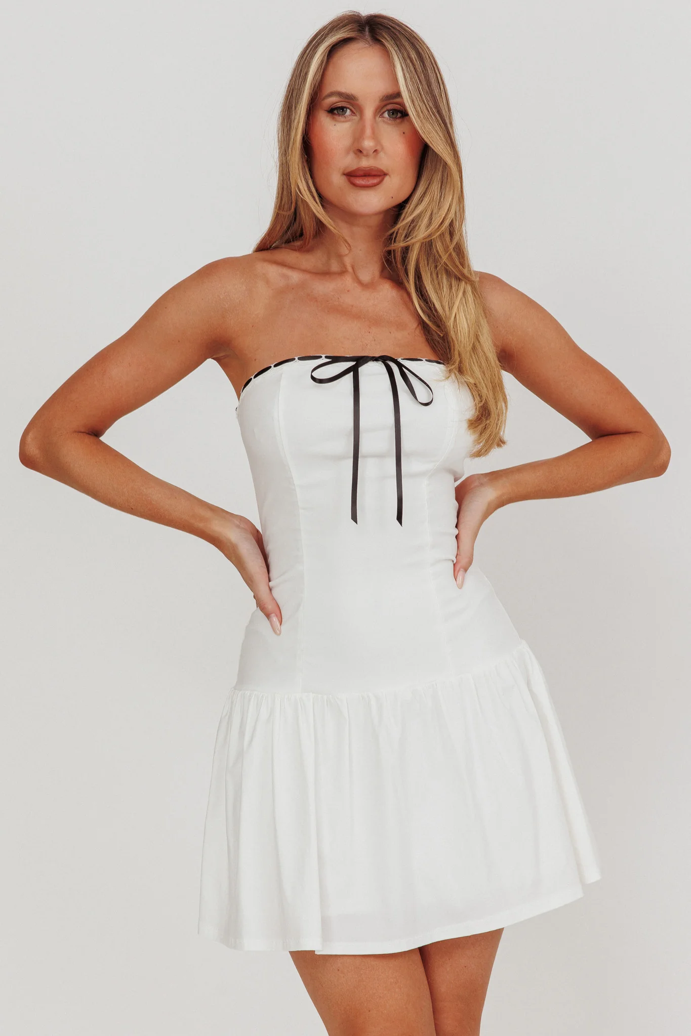 Cosmic Eyes Bow Strapless Mini Dress Off White - Image 5