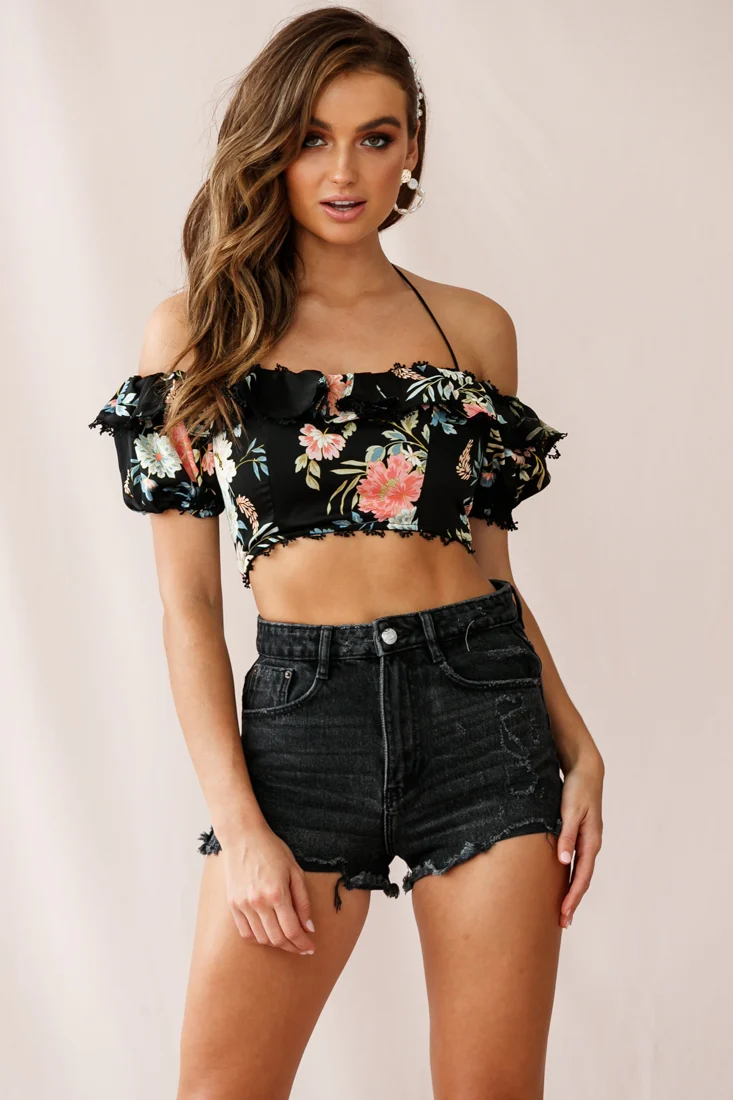 Dallas Halterneck Ruffle Sleeve Crop Top Floral Print Black - Image 5