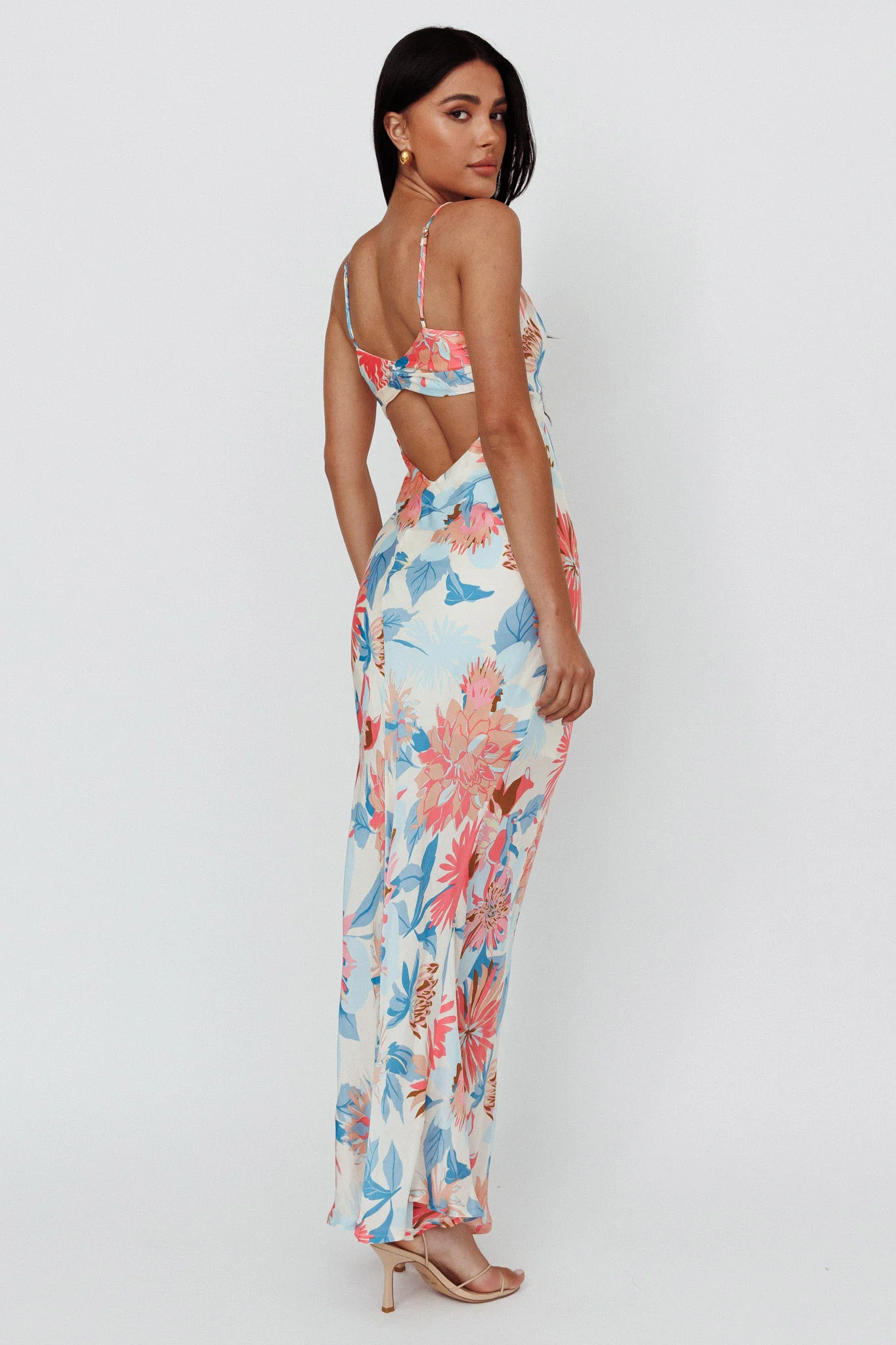Dance Again Cut-Out Back Maxi Dress Floral Blue - Image 2