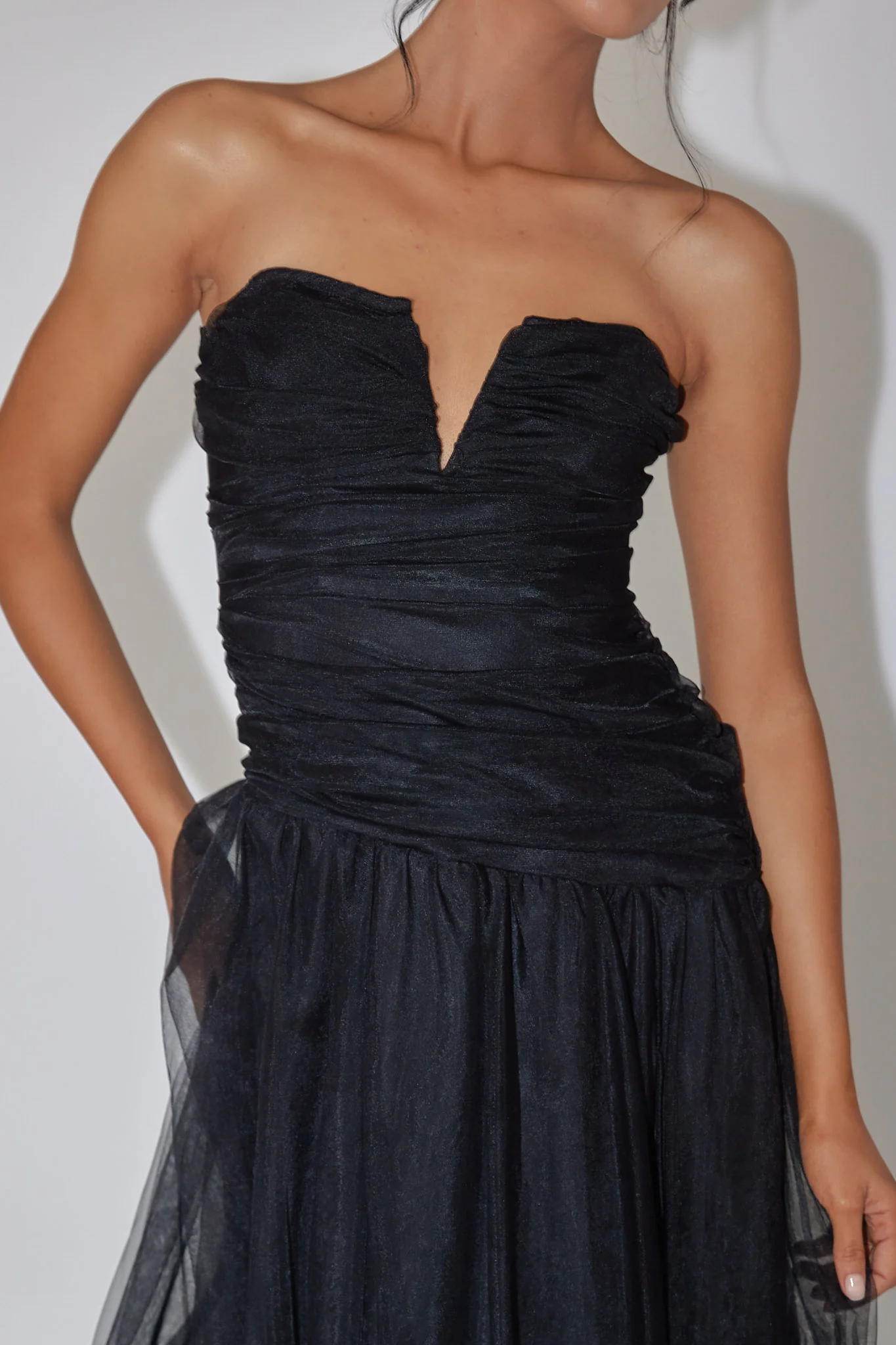 Daphnie Drop Waist Tulle Midi Dress Black - Image 5