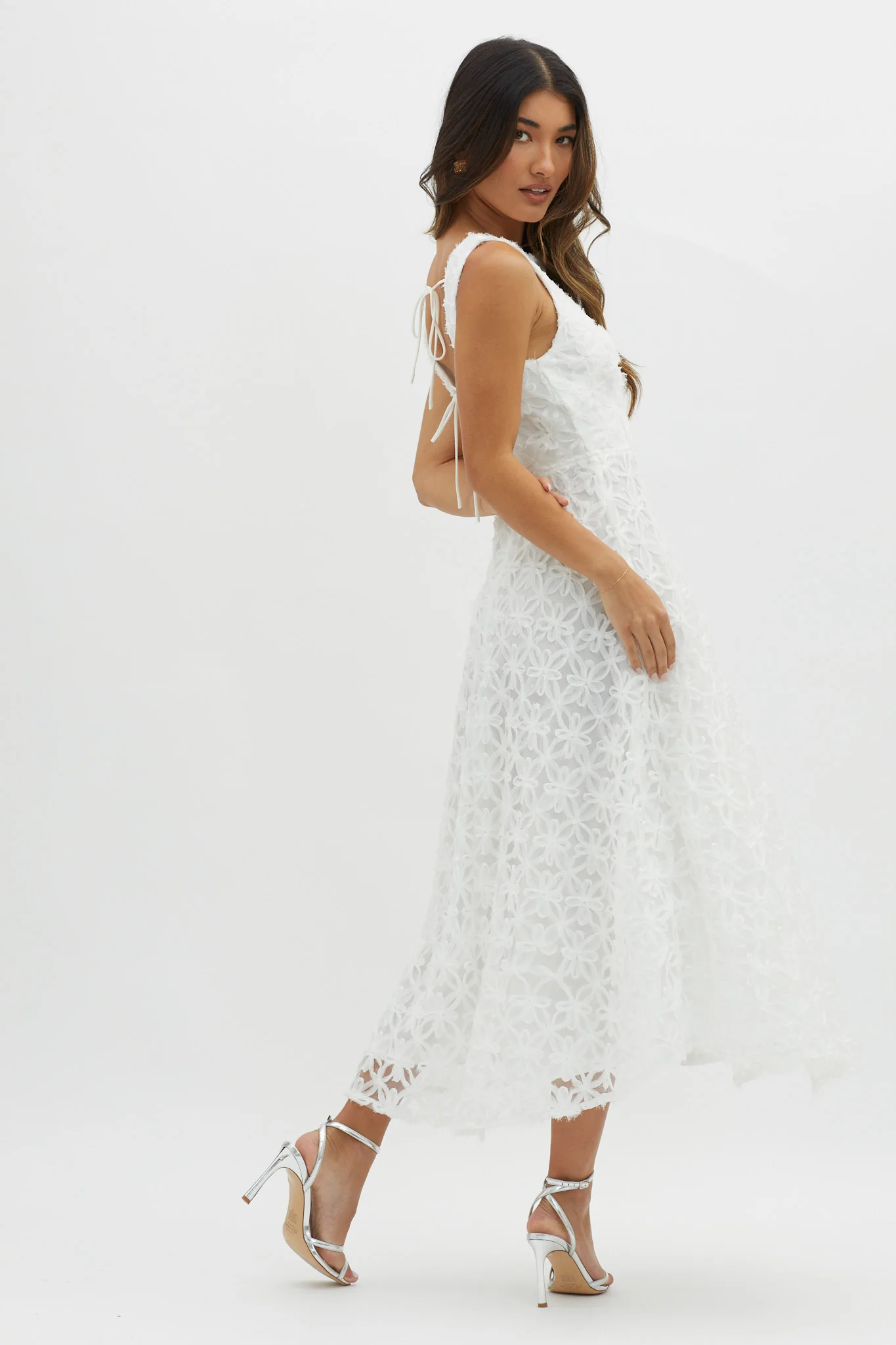 Dianne Sleeveless Embellished Midi Dress White - Image 5