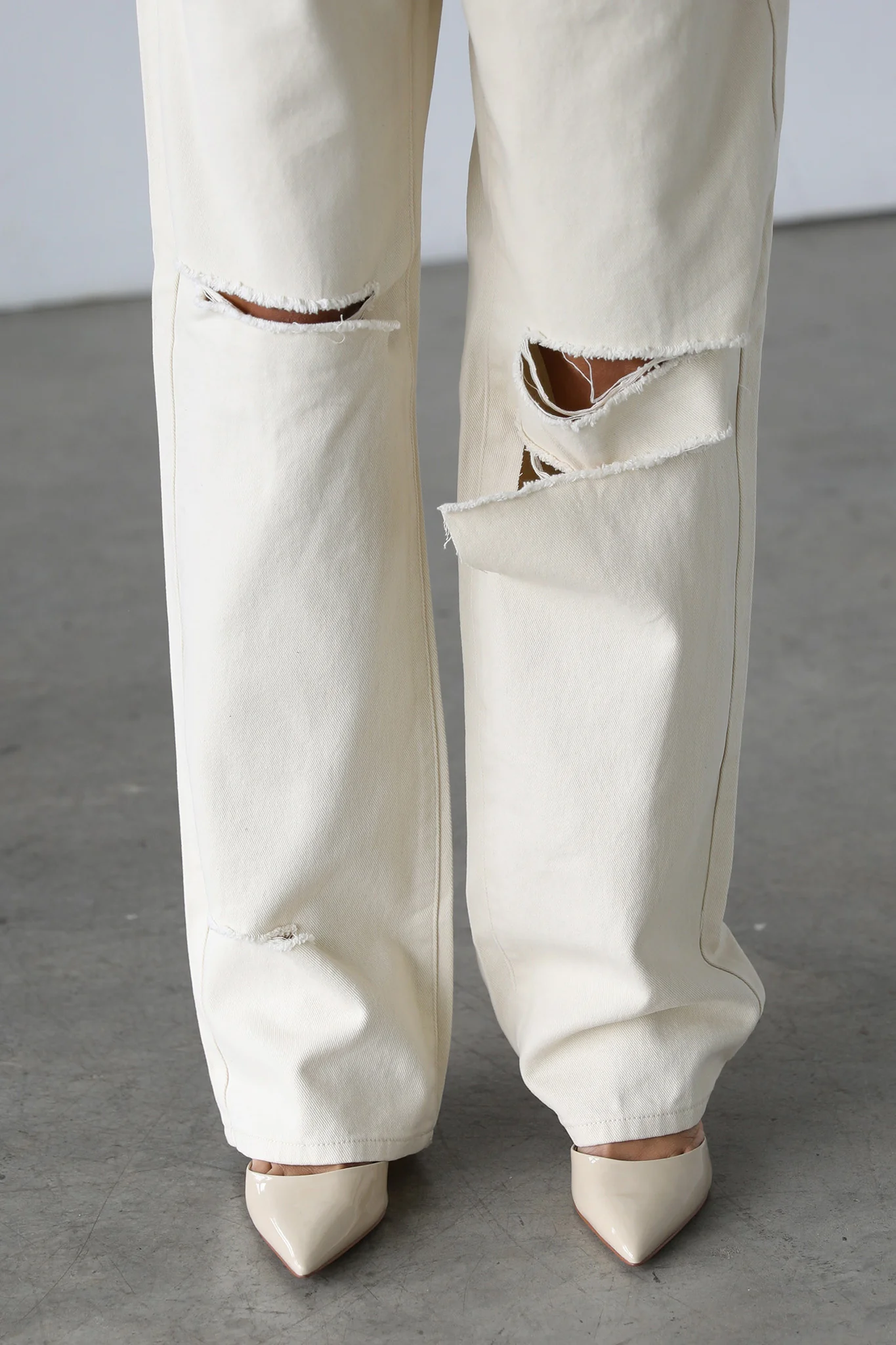 DOGMA Straight Wide Leg Skater Denim Jeans Cream - Image 4