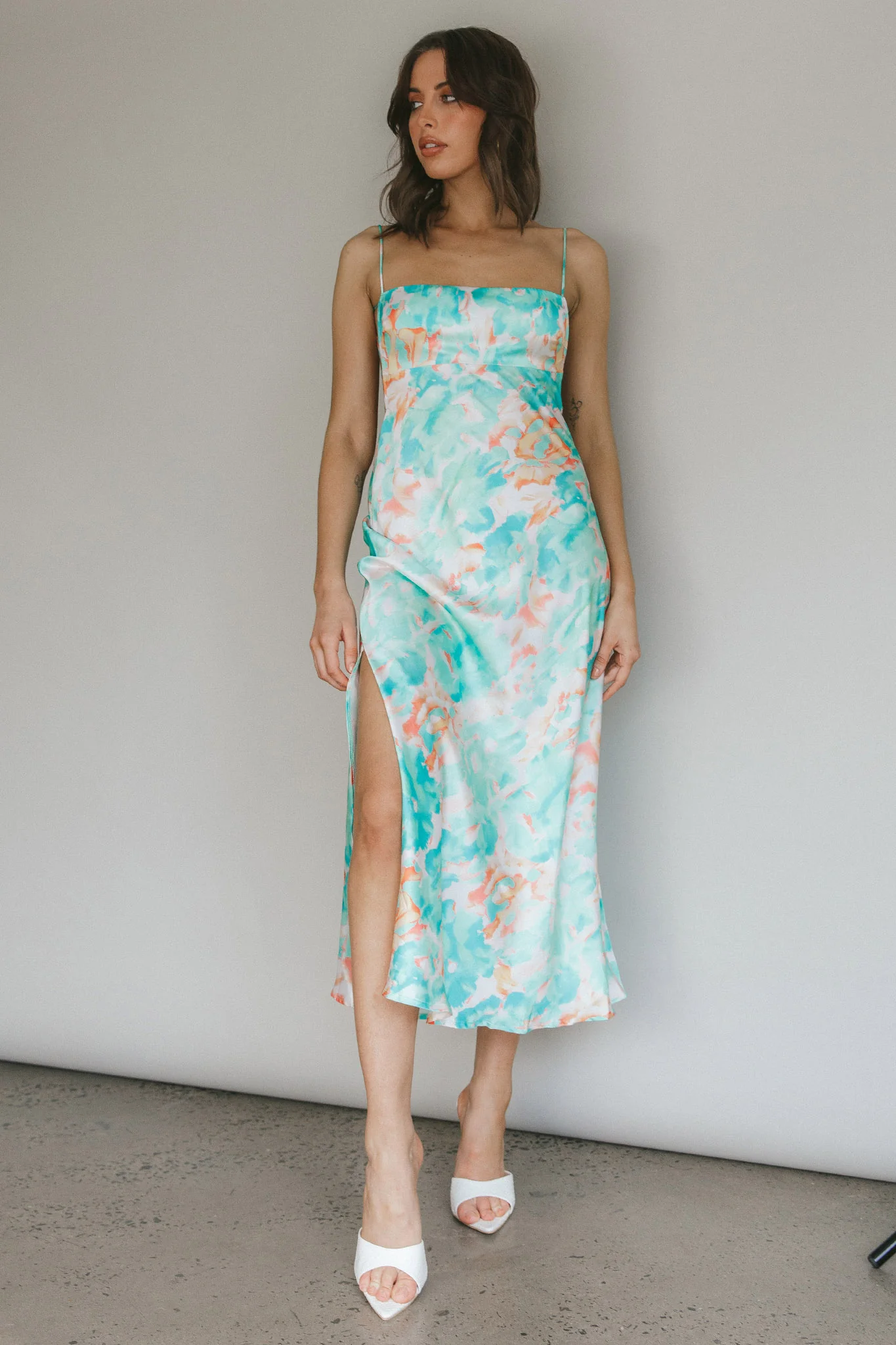 Dolce Life Low Back Midi Dress Floral Green - Image 5
