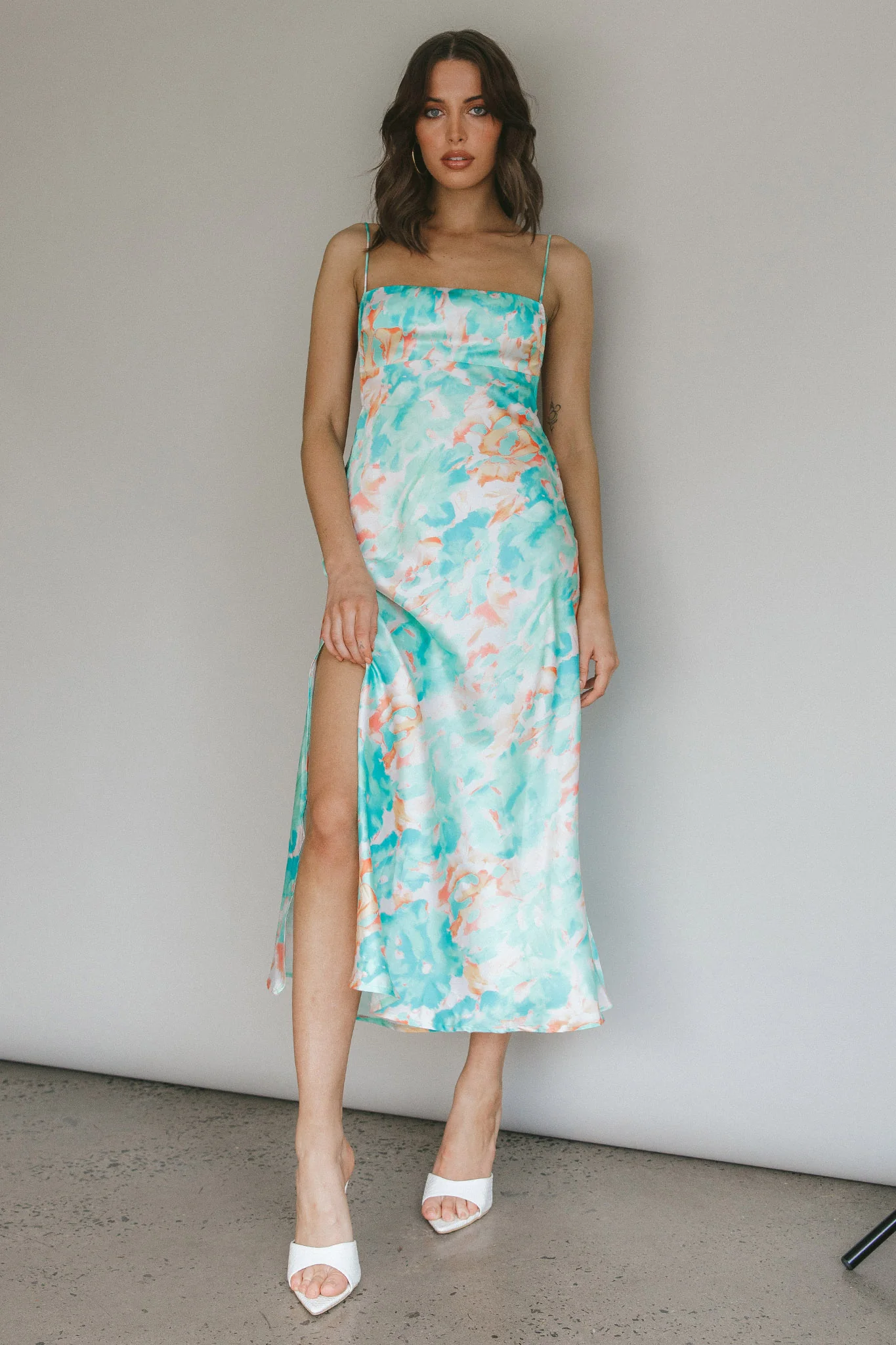 Dolce Life Low Back Midi Dress Floral Green - Image 8