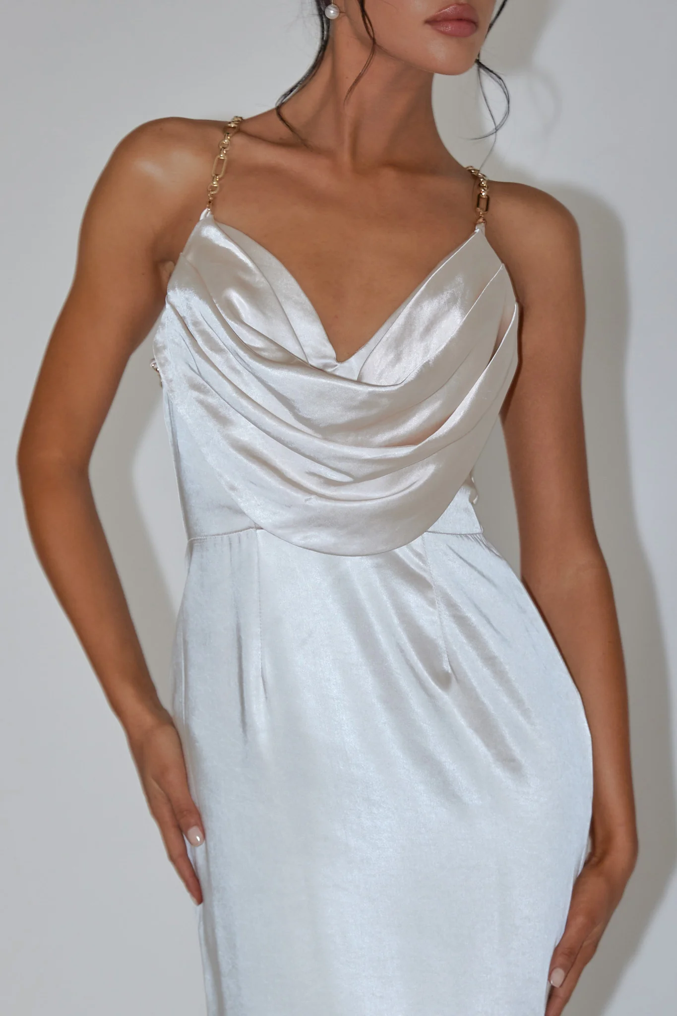 Emanuella Chain Strap Satin Midi Dress Champagne - Image 4