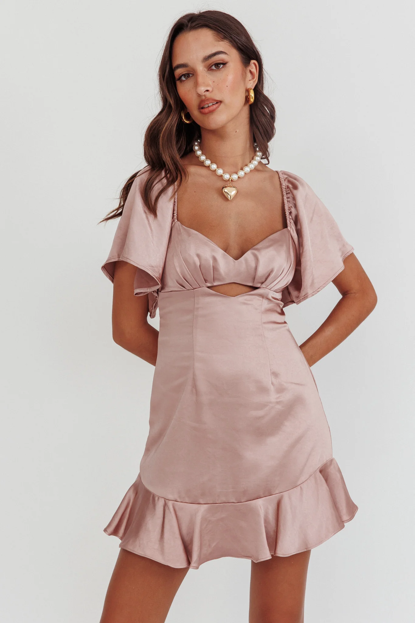 Eyes On You Pleated Bust Angel Sleeve Ruffle Hem Dress Blush - Image 4