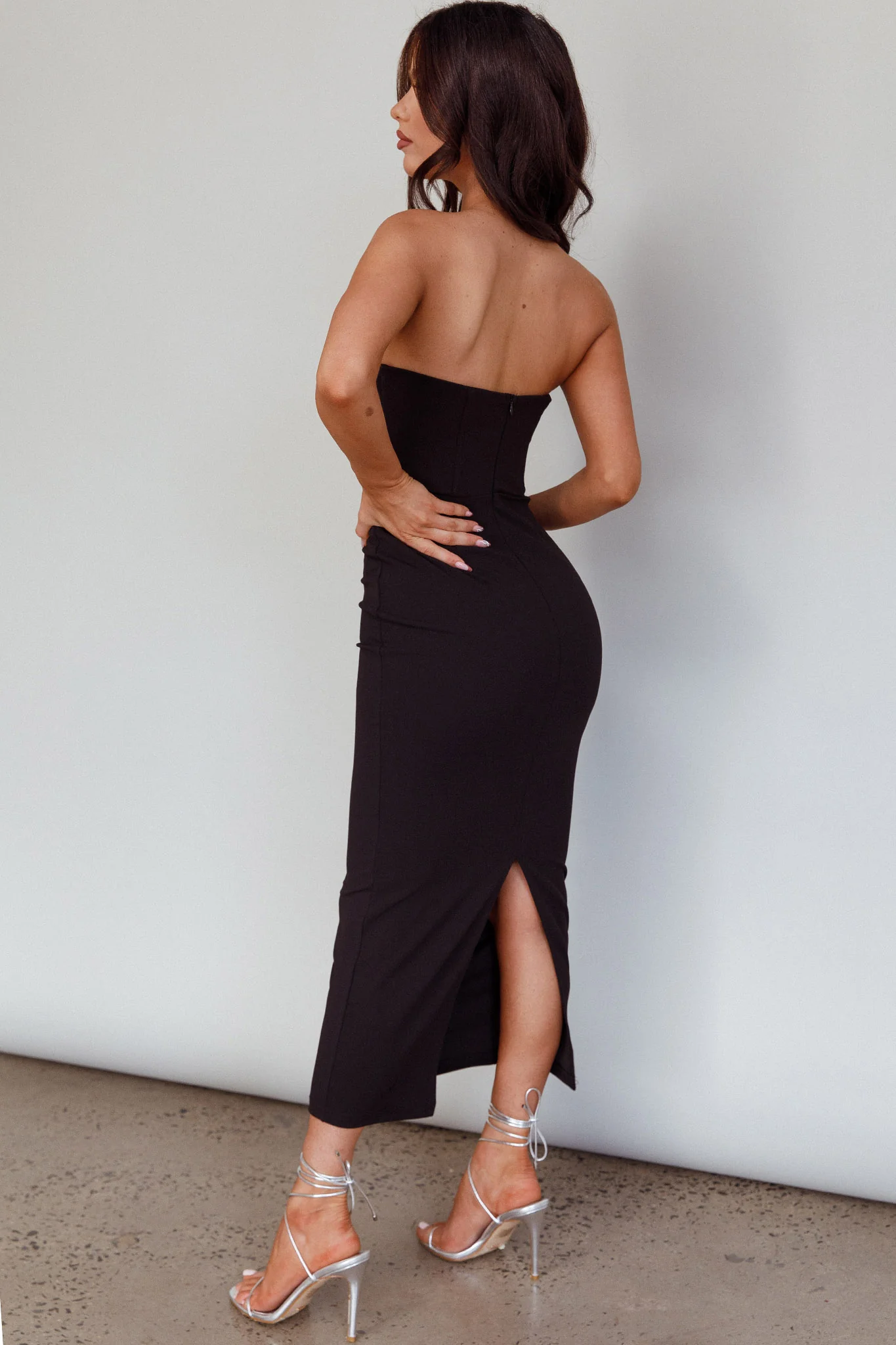 First Date Sweetheart Neckline Midi Dress Black - Image 3