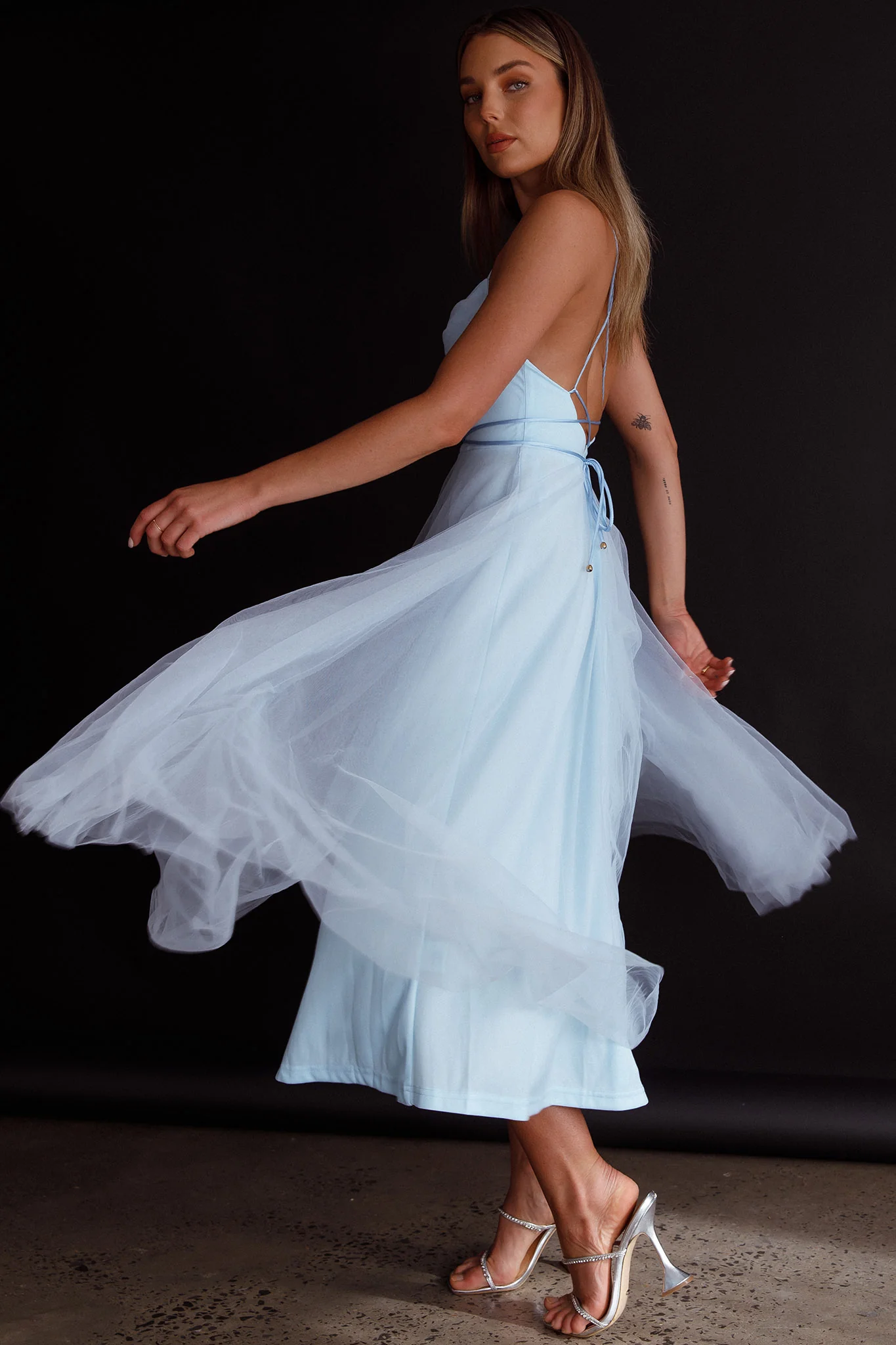 Floating By Pleated Neckline Mesh Midi Dress Blue - Image 6