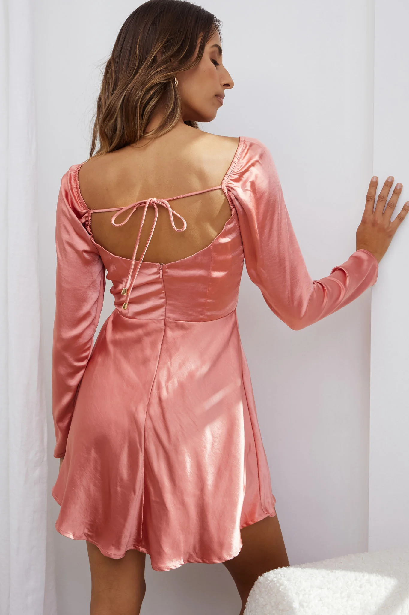 Freja Long Sleeve Cowl Neck Satin Mini Dress Rose - Image 2