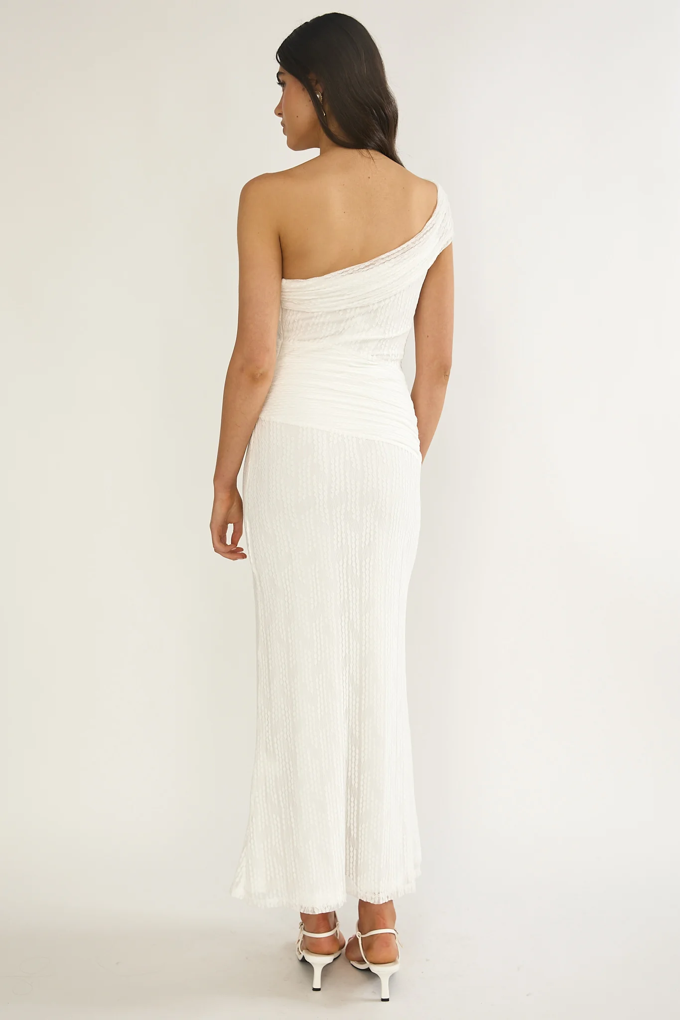Gala One-Shoulder Textured Maxi Dress White - Image 3