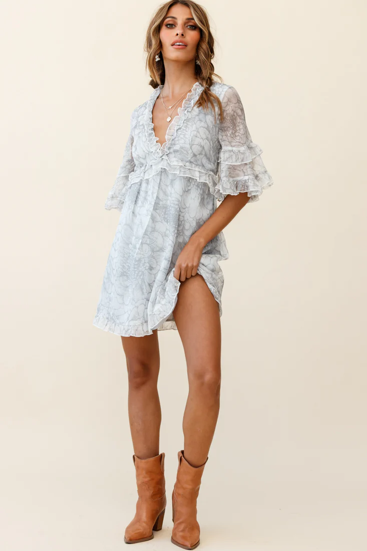 Gemma V-Neckline Frill Detail Dress Flower Print Grey - Image 2