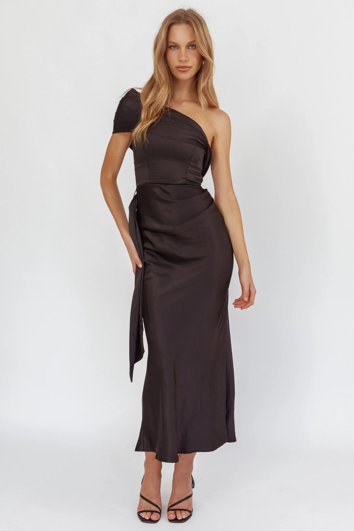 Guinevere One-Shoulder Waist Sash Maxi Dress Black - Image 4