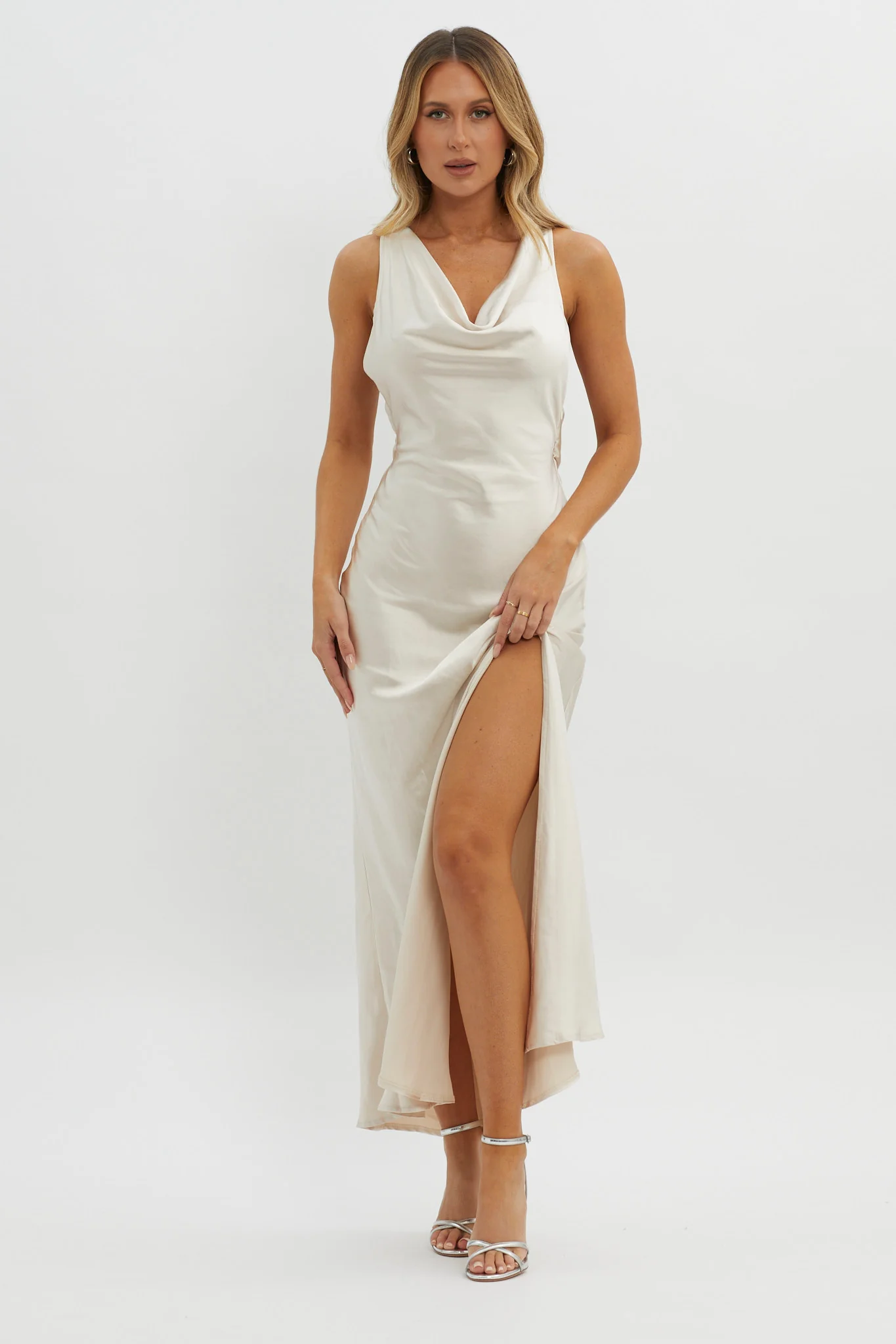 Gwendelynn Floral Back Strap Dress Champagne - Image 4