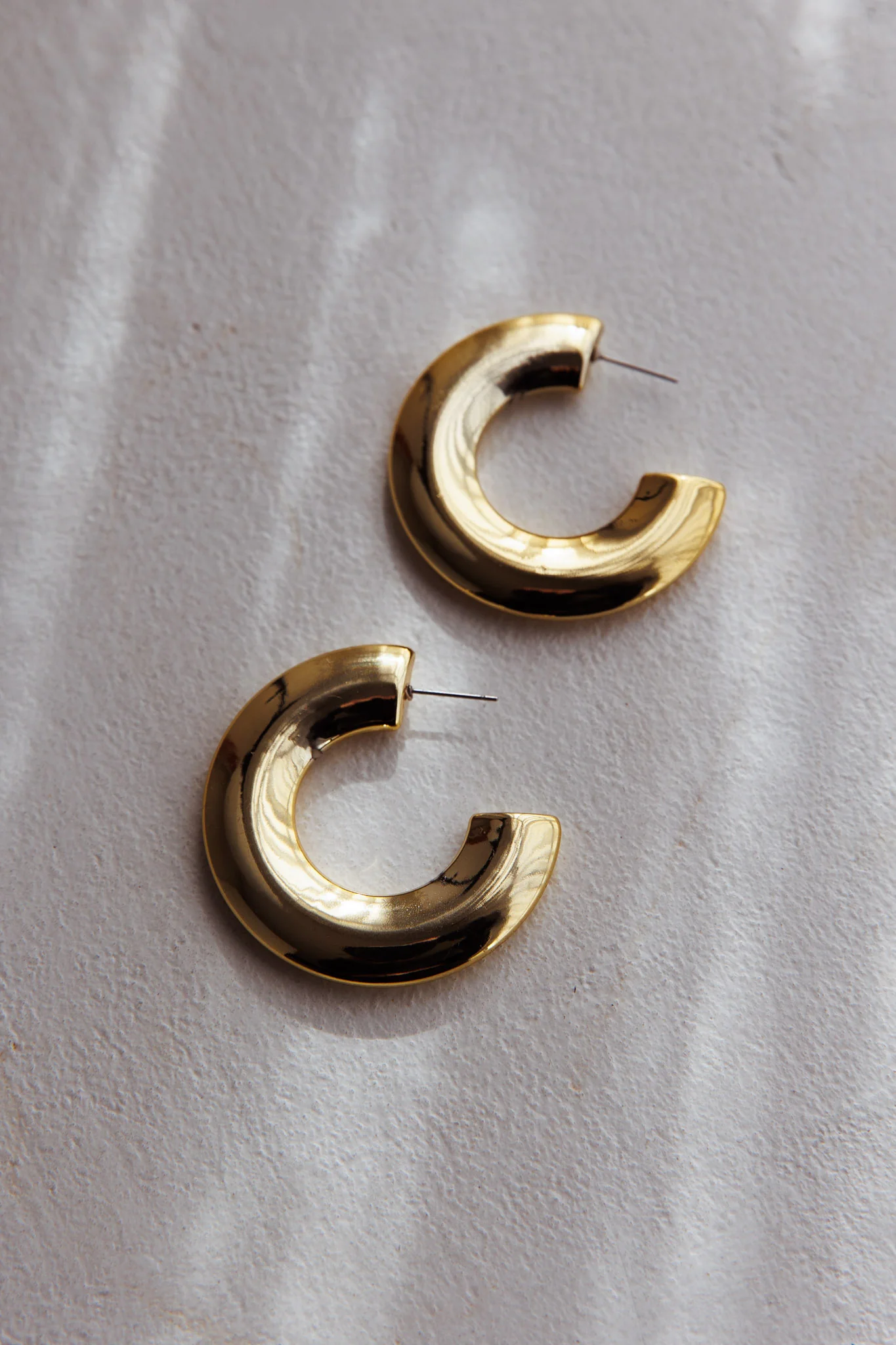 Hailie Chunky Hoops Gold - Image 2