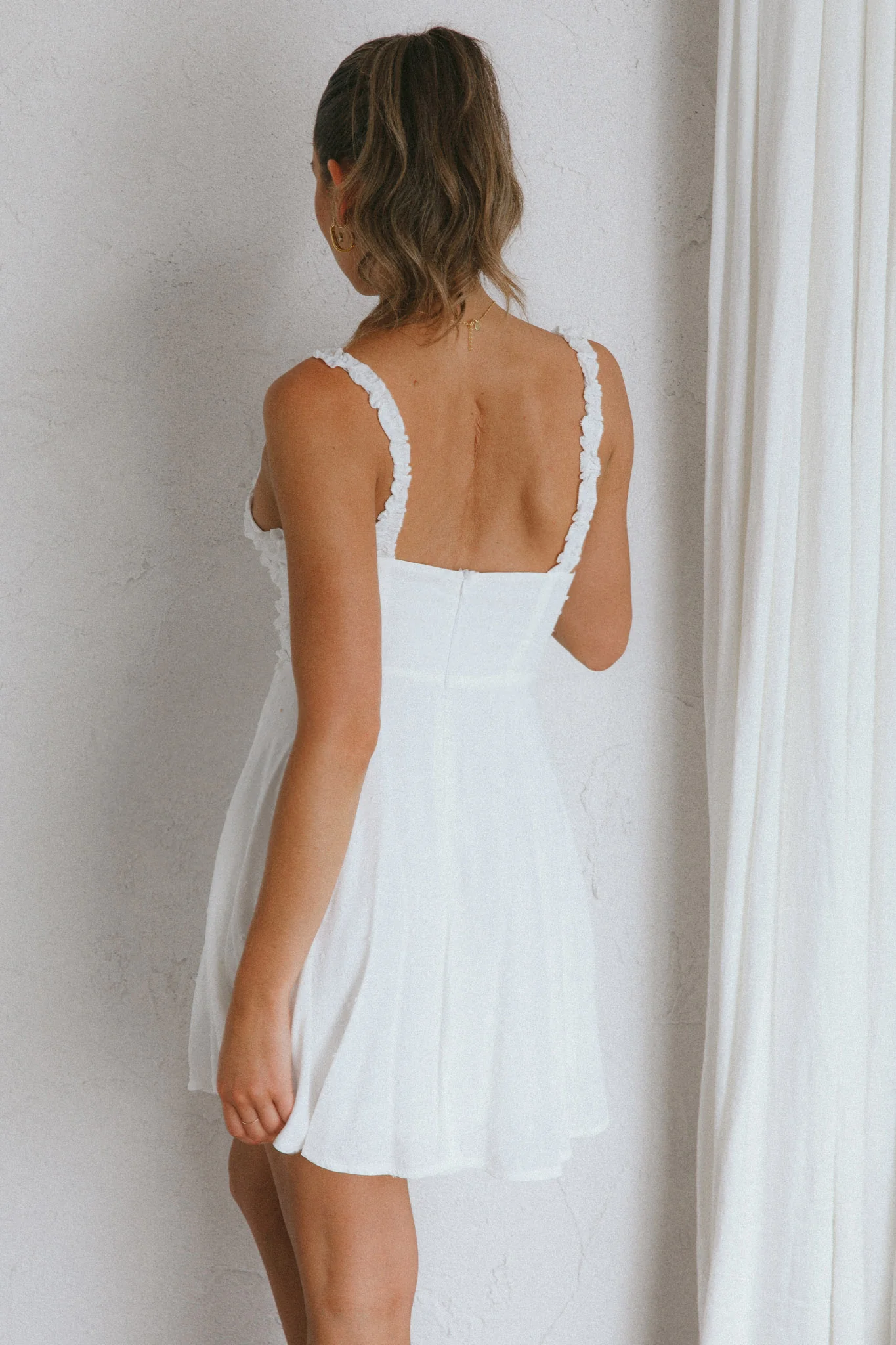Illia Frill Trim Textured Dress White - Image 2