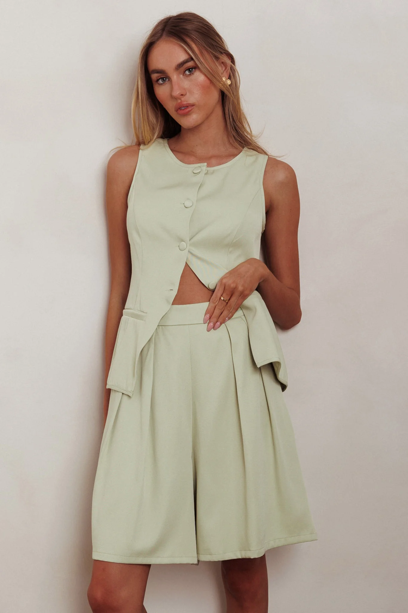 Janna Wide Leg Shorts Sage - Image 5