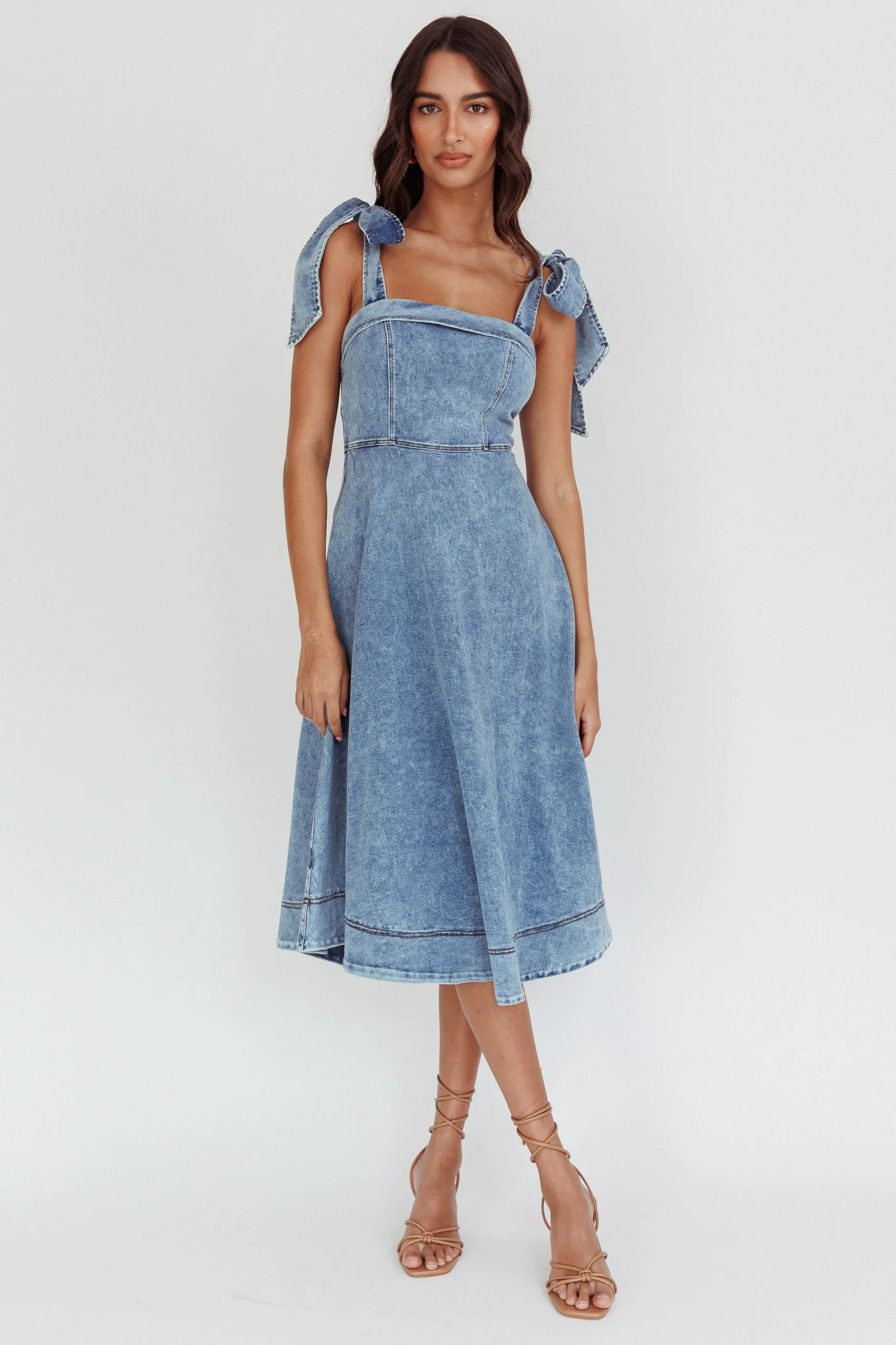 Jeanie Bow Shoulder Midi Dress Wash Denim Blue - Image 3
