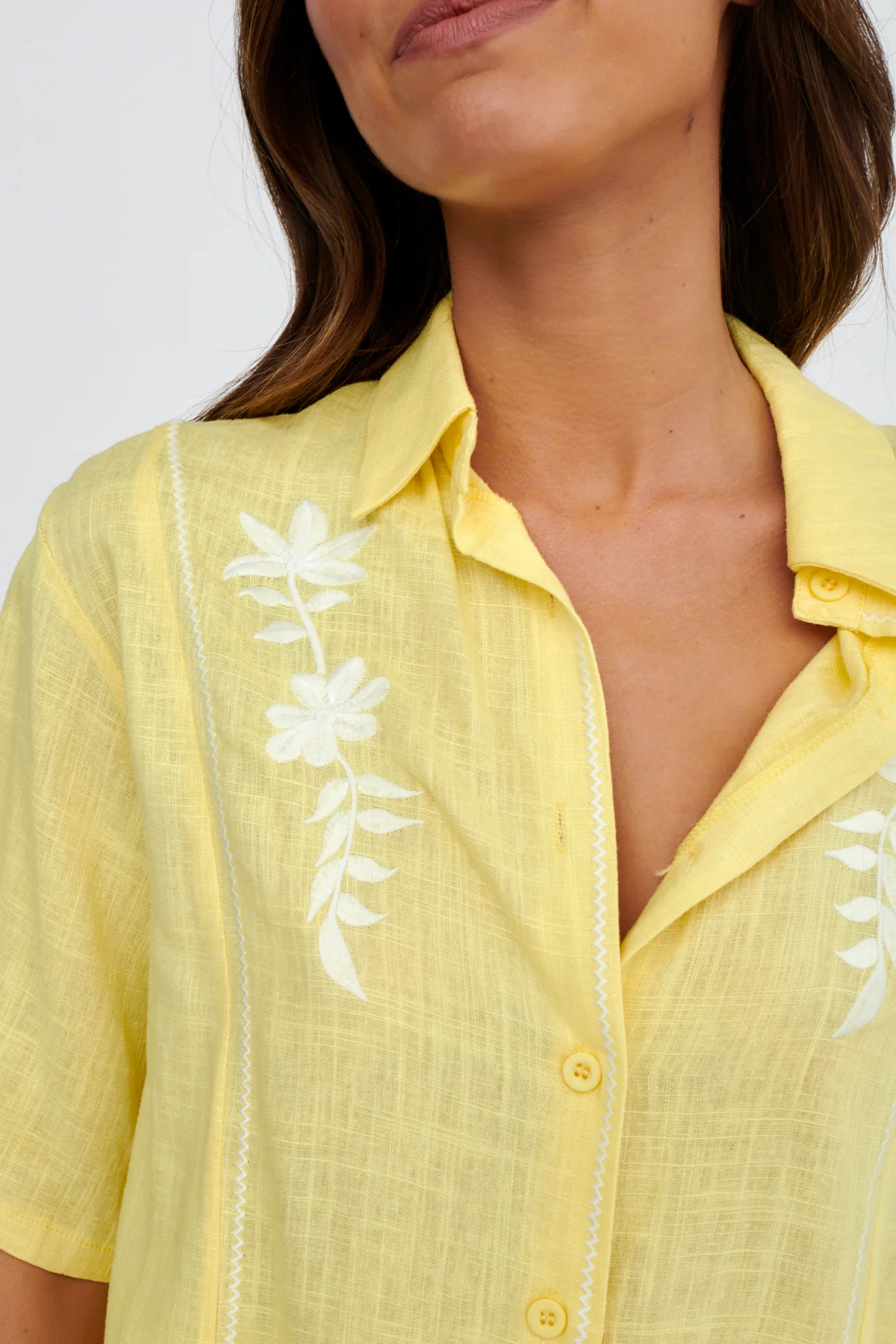 Jeni Embroidered Detail Shirt Yellow - Image 4