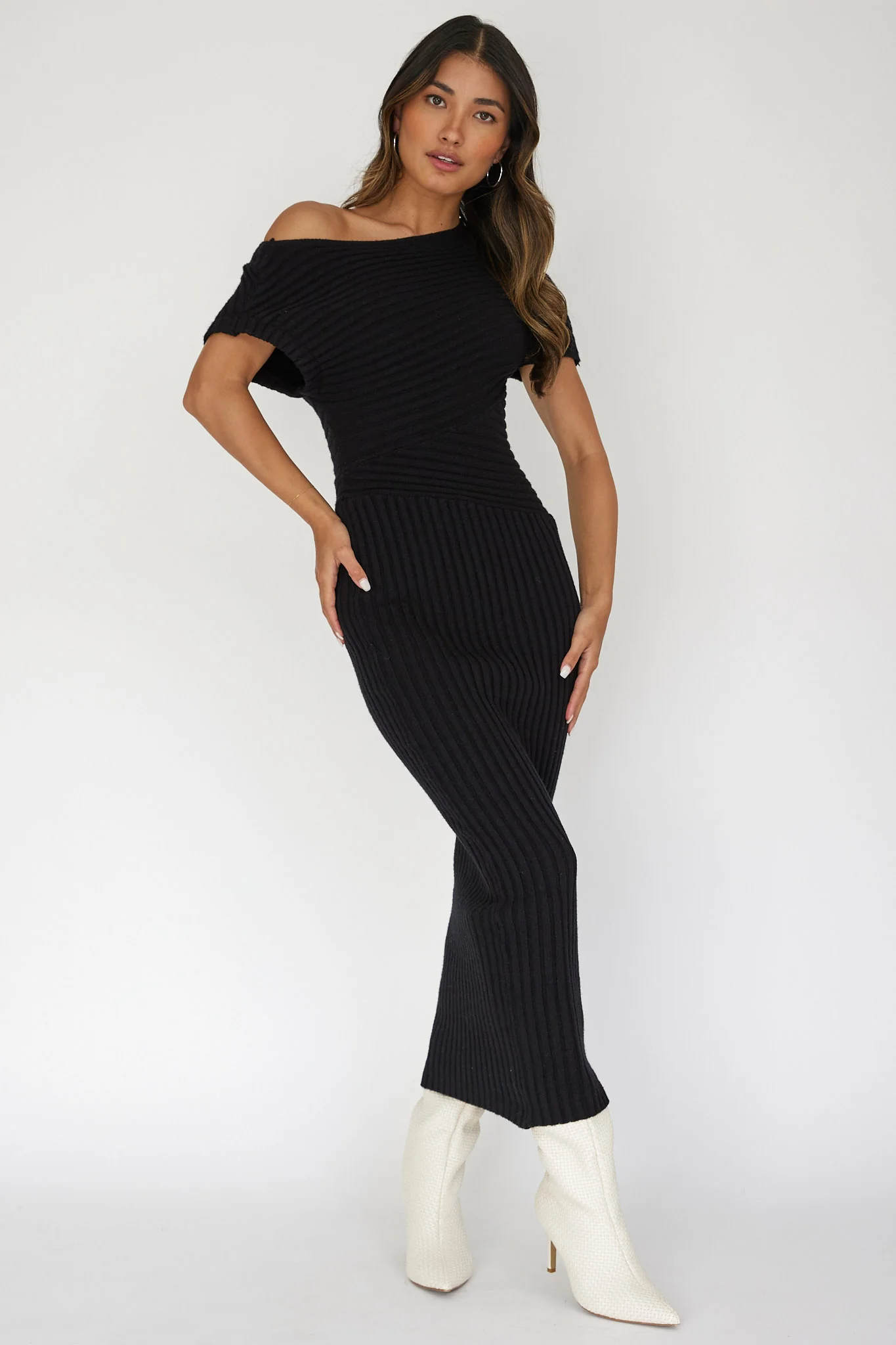 Kaelyn Asymmetric Neck Knit Maxi Dress Black - Image 3