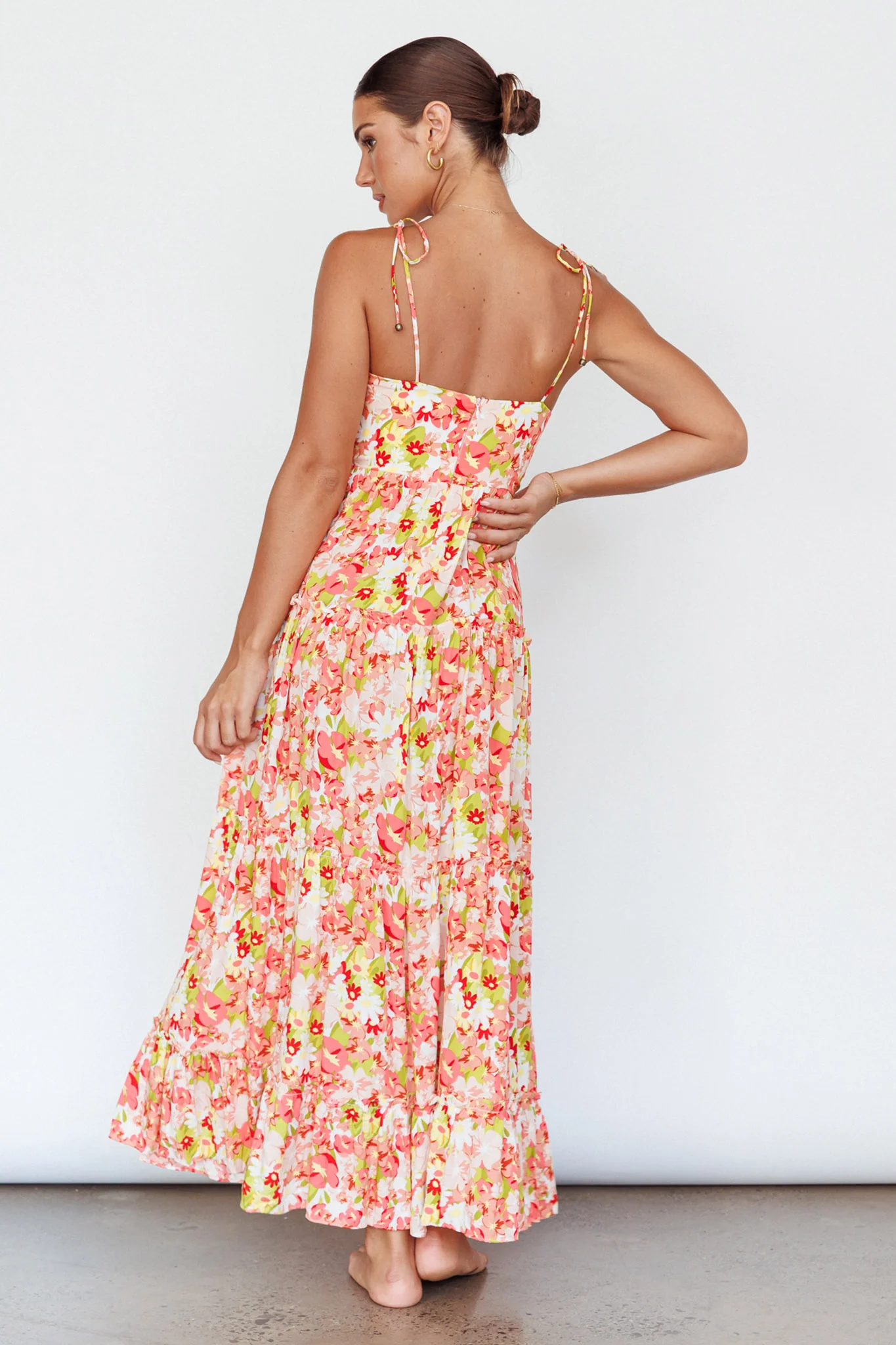 Kinlee Lace-Up Bodice Maxi Dress Floral Pink - Image 2