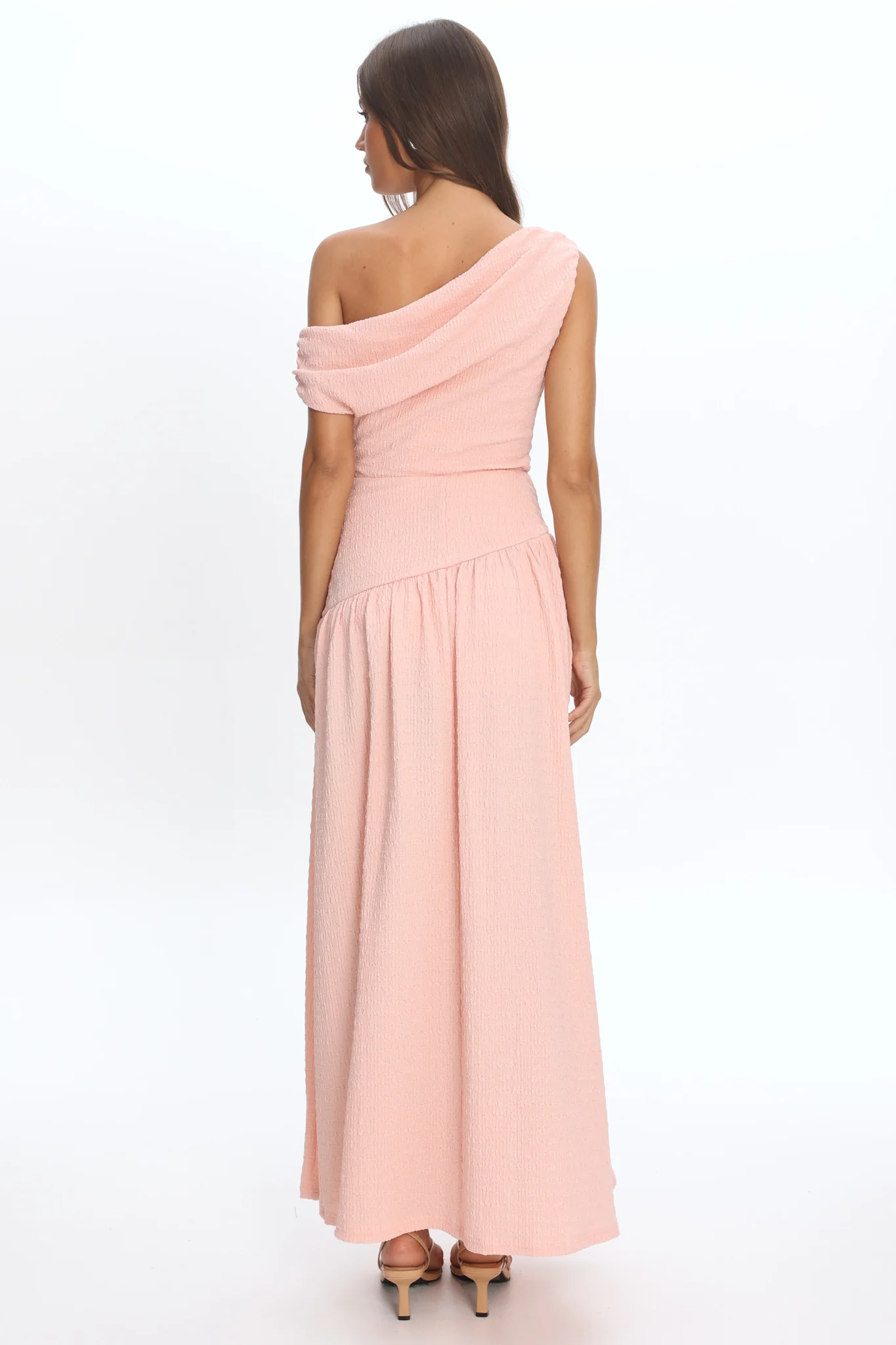 Kloe Asymmetric Shoulder Textured Maxi Dress Peach - Image 3