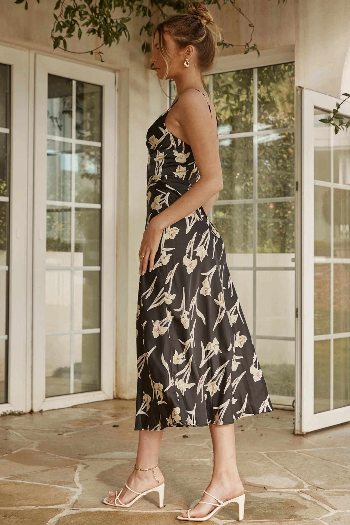 Lake Como Fitted Bodice Cami Strap Midi Dress Orchid Print Black - Image 7