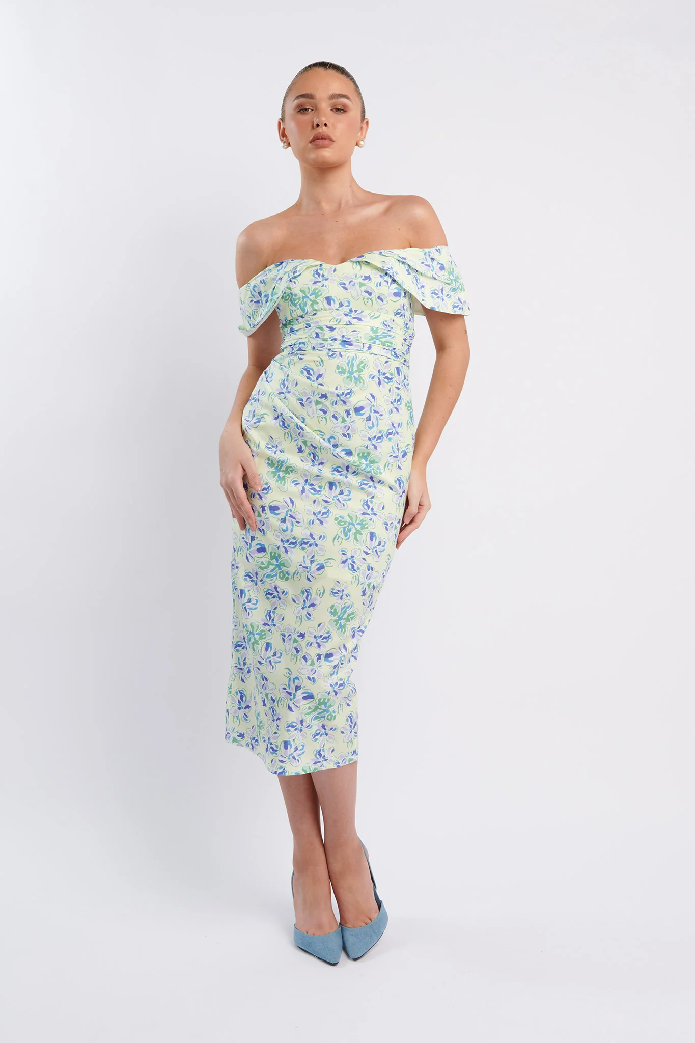 Lillianne Off-Shoulder Midi Dress Floral Blue - Image 5