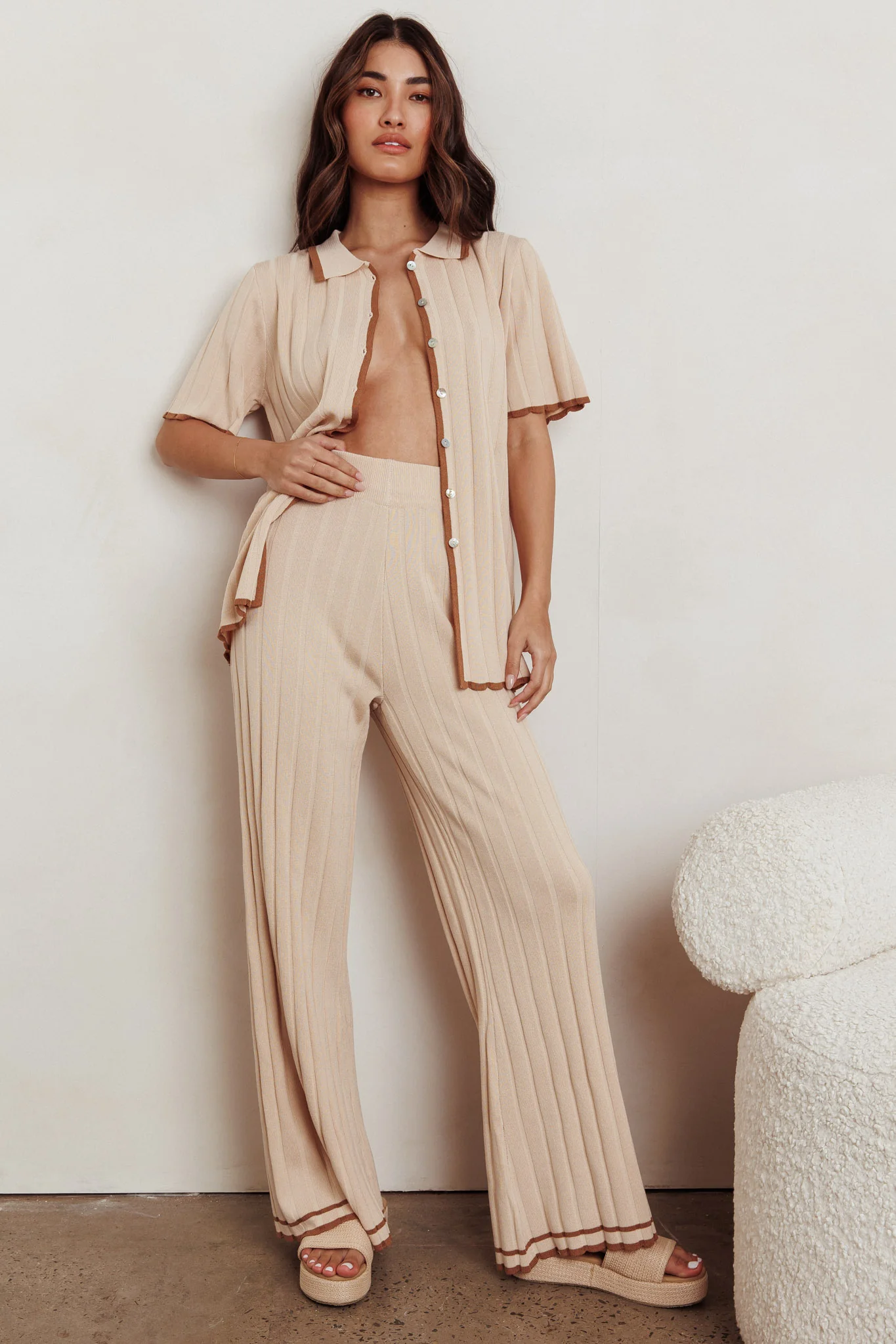 Liloh Contrast Ribbed Wide Leg Pant Beige - Image 3