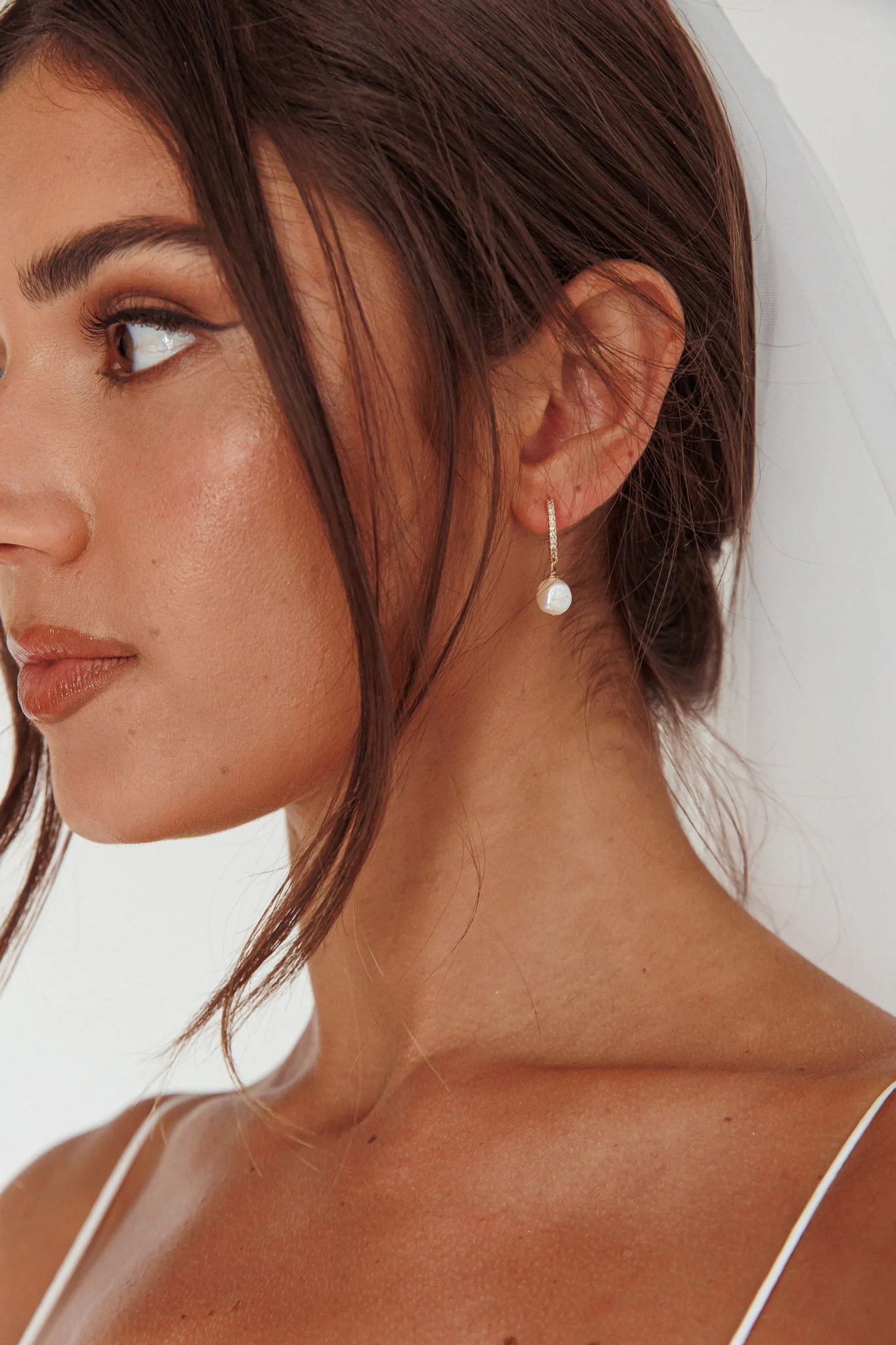 Lily Diamante Pearl Drop Earrings Gold - Image 2