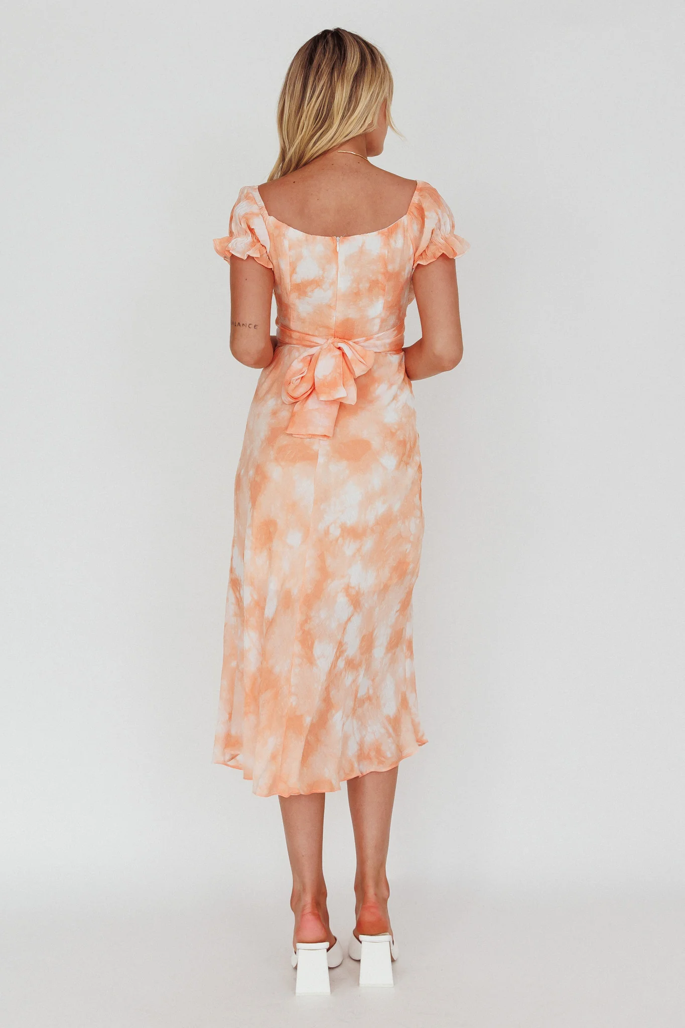 Linka Puff Sleeve Midi Dress Tie-Dye Orange - Image 2